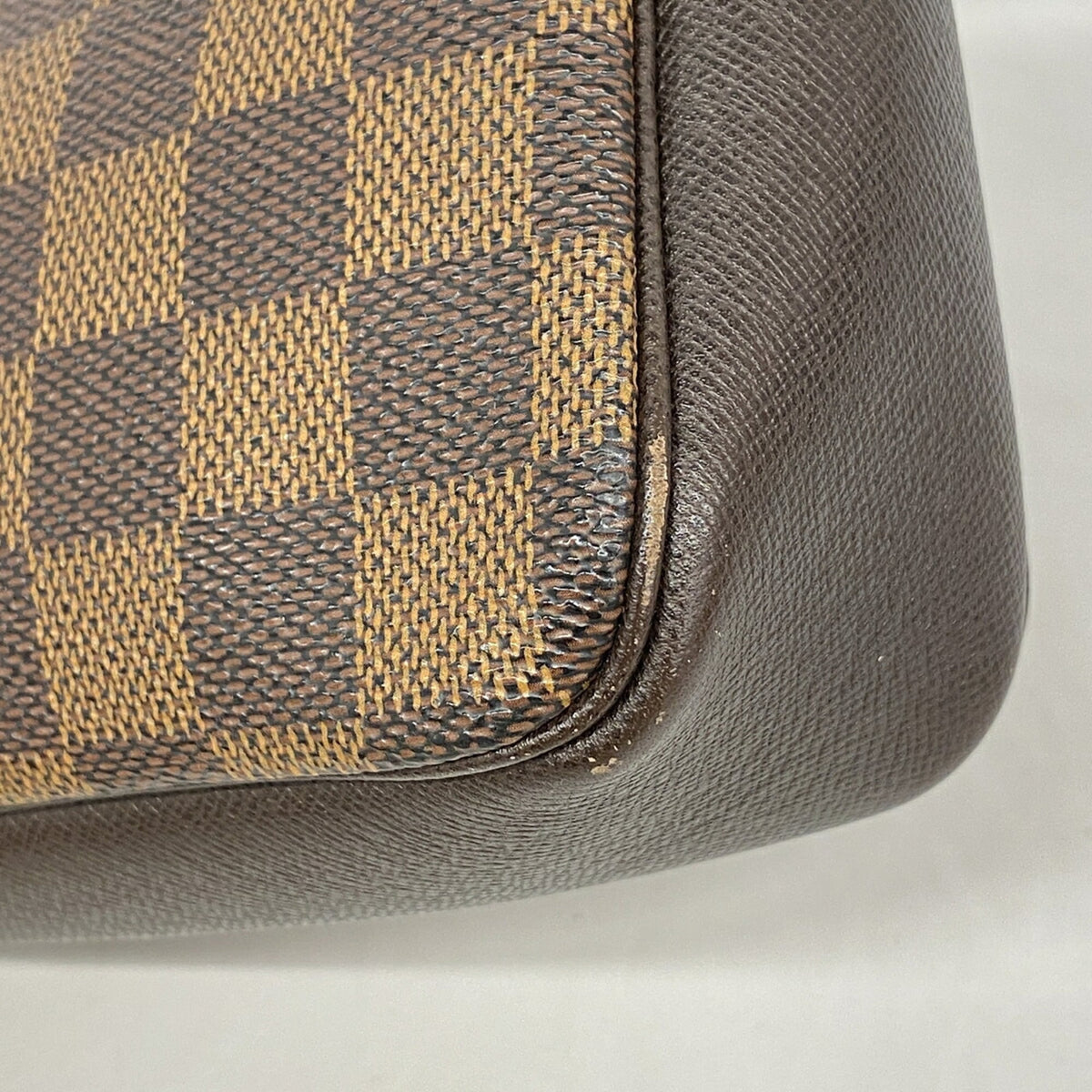 Louis Vuitton Ebene Pouch (Pre-Owned)