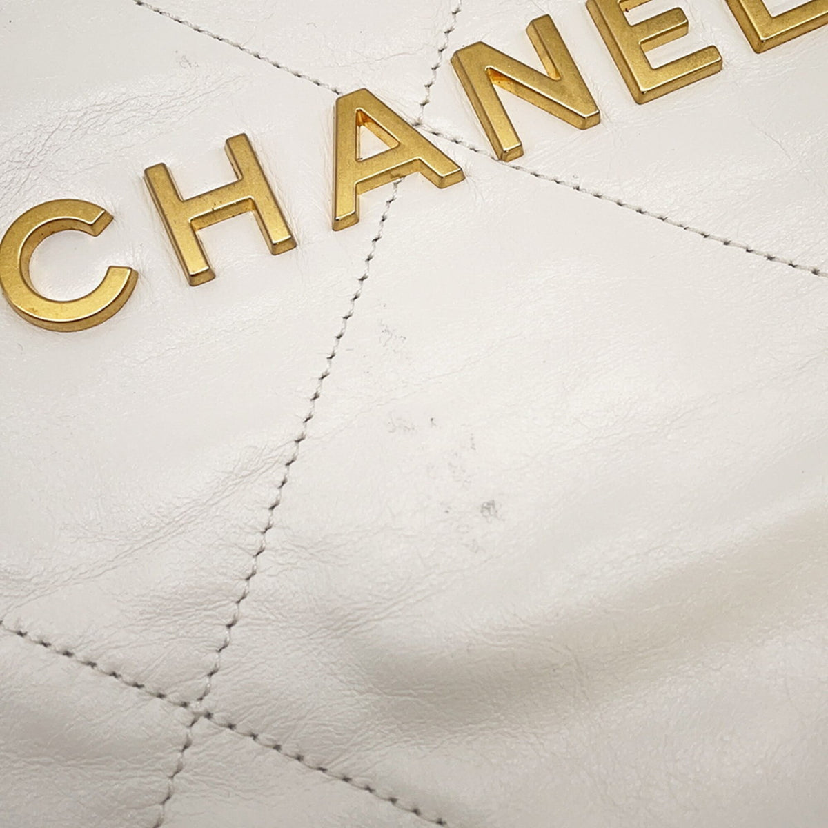 Chanel White Handbag (Pre-Owned)