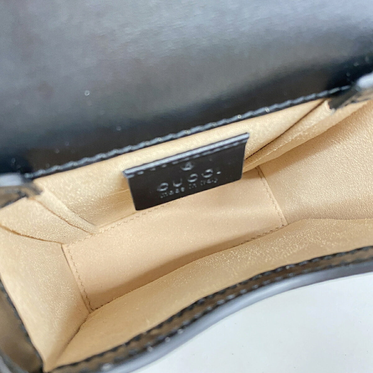 Gucci Black Leather Shoulder Bag (Pre-Owned)