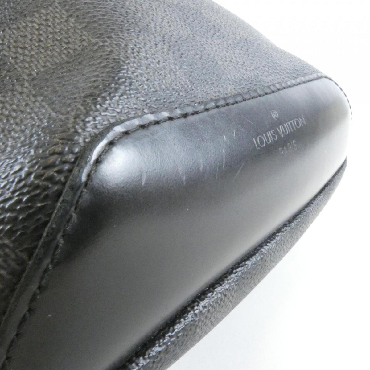Louis Vuitton Gray Coated Canvas Shoulder Bag (Pre-Owned)