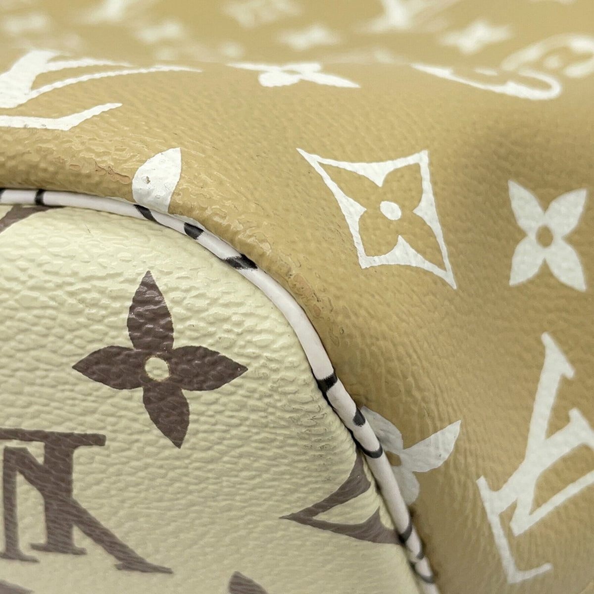 Louis Vuitton Beige Khaki Monogram White Monogram Handbag Pouch Tote Bag (Pre-Owned)