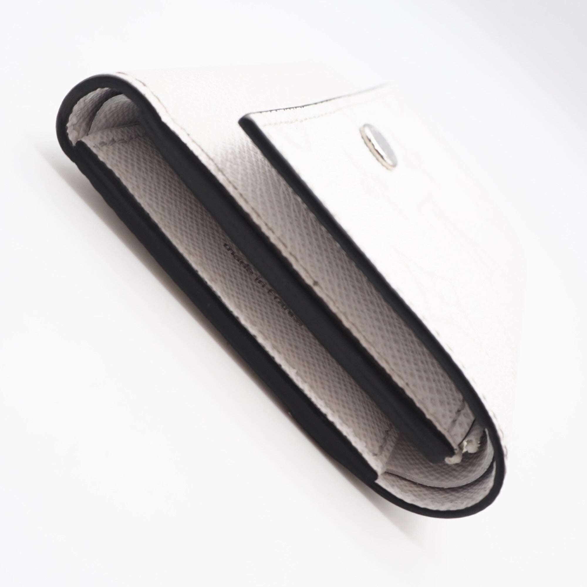 Louis Vuitton Taigarama Gray White Coated Canvas Leather Wallet (Tri-Fold) (Pre-Owned)