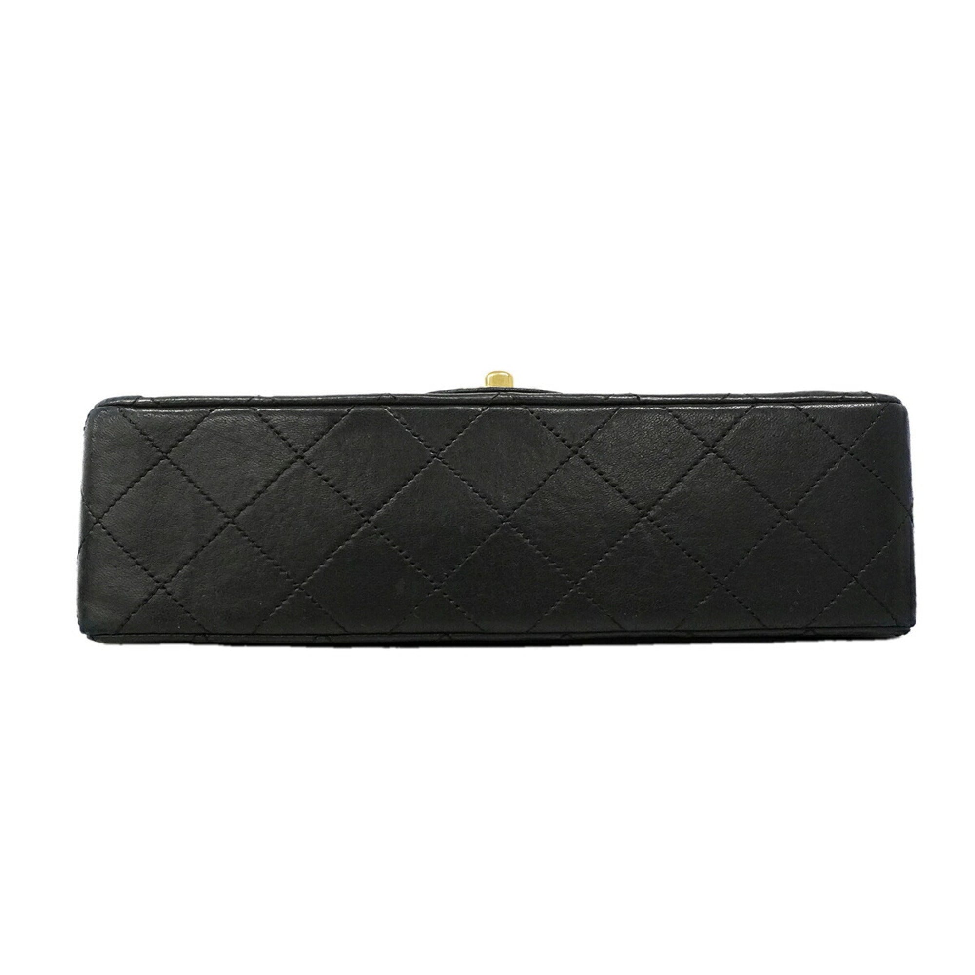 Chanel Black Leather Shoulder Bag (Pre-Owned)