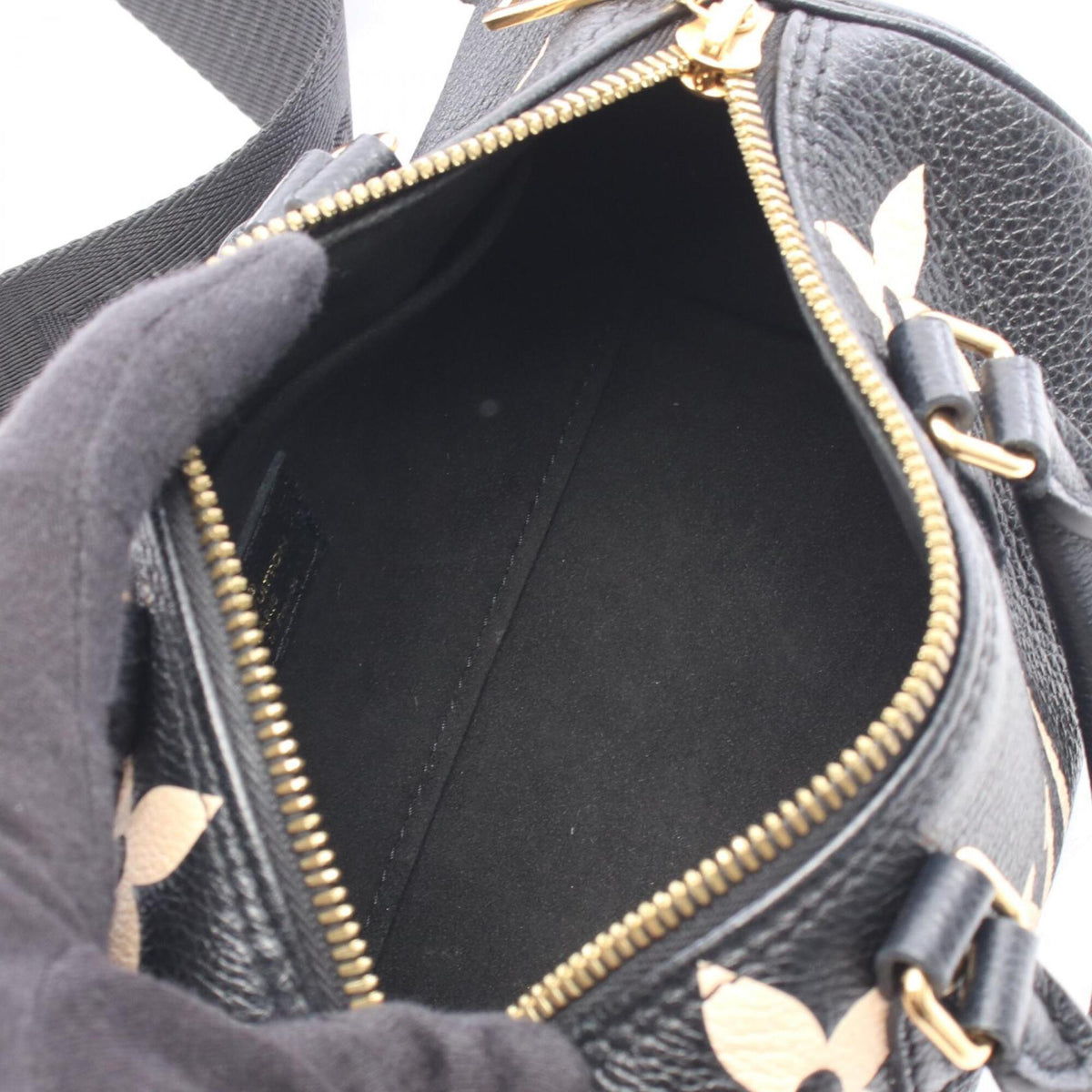 Louis Vuitton Beige Black Leather Handbag (Pre-Owned)