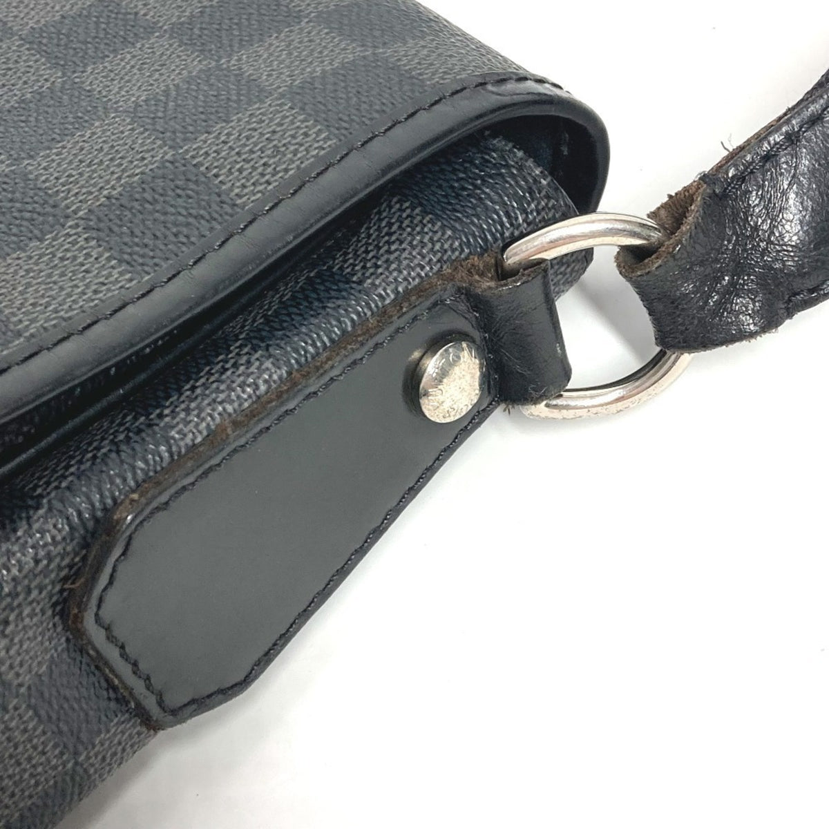 Louis Vuitton Black Damier Graphite Messenger Bag Shoulder Bag (Pre-Owned)