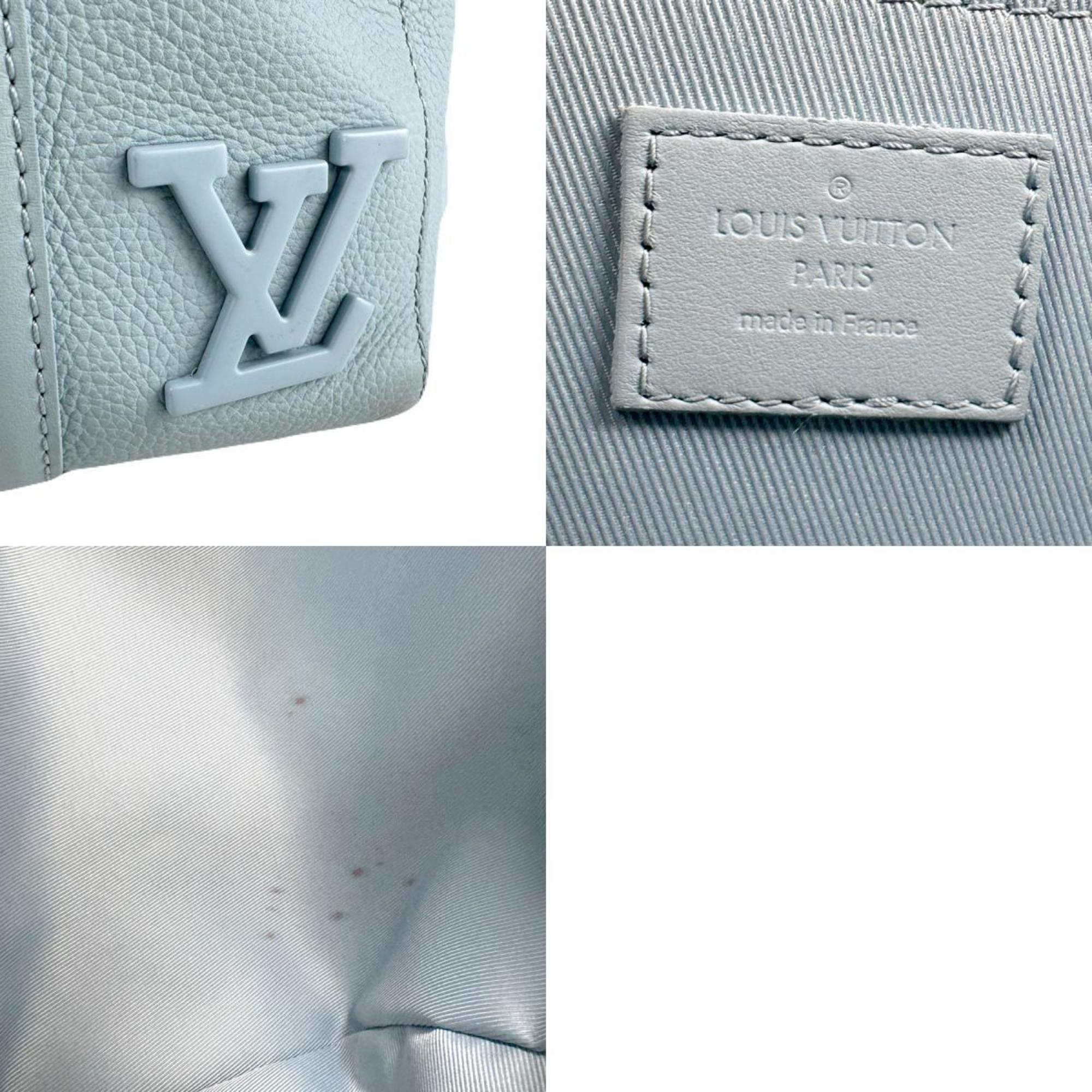 Louis Vuitton Light Blue Leather Shoulder Bag (Pre-Owned)