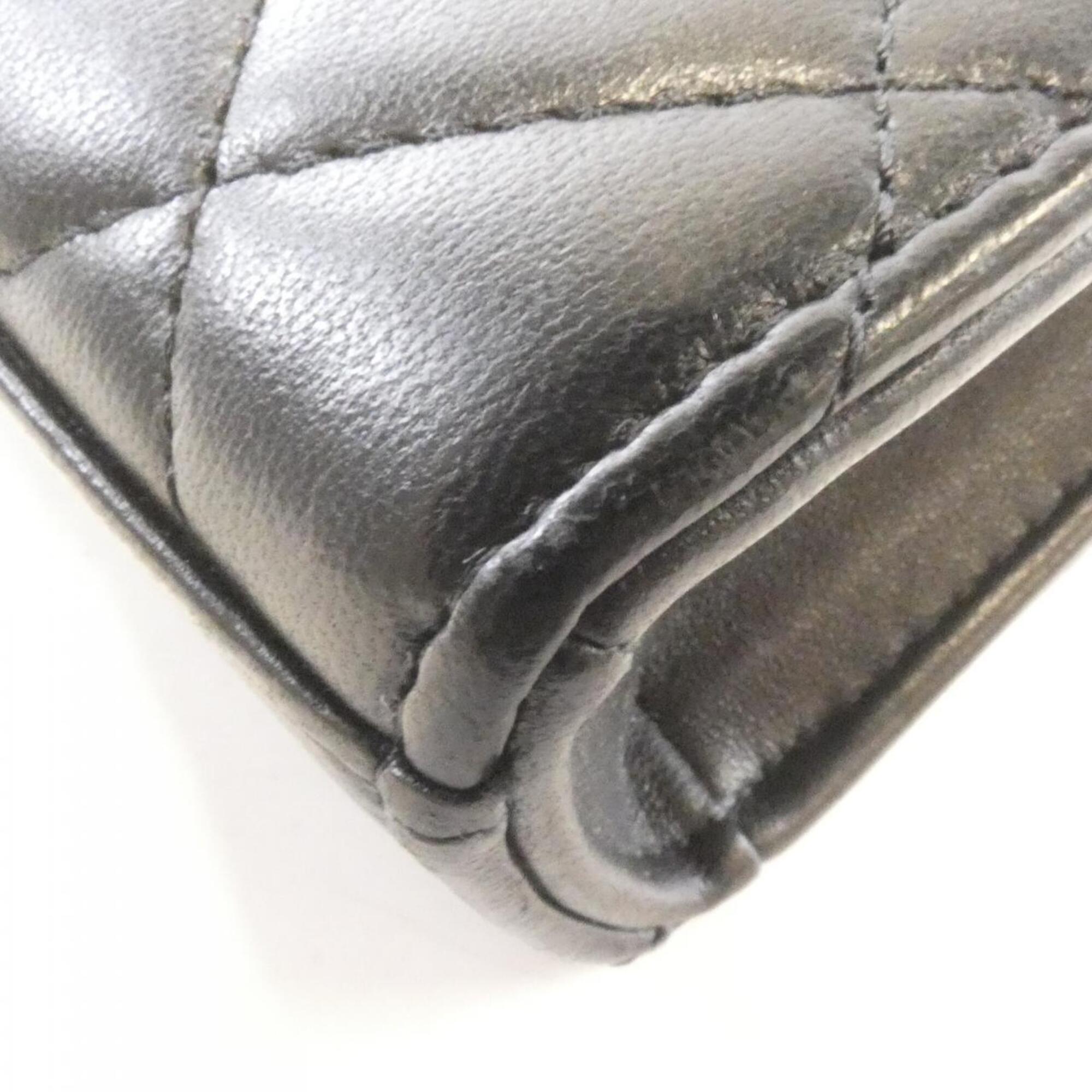 Chanel Black Shoulder Bag (Pre-Owned)