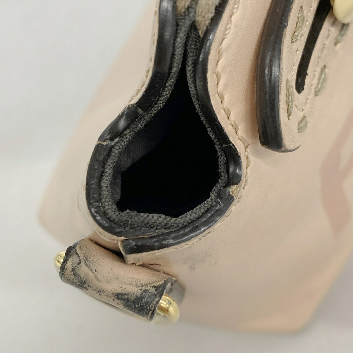 Fendi Pink Beige Leather Handbag (Pre-Owned)