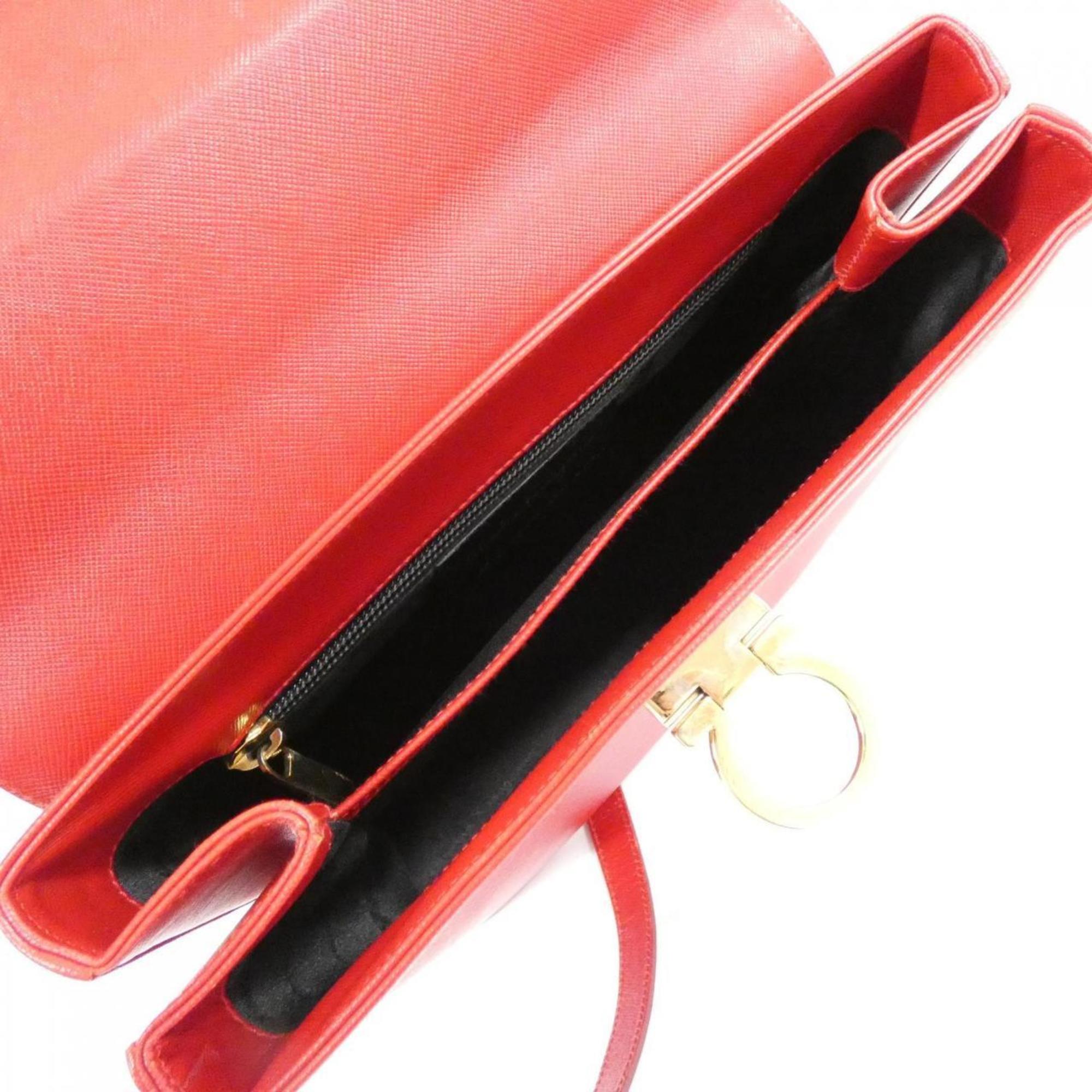 Salvatore Ferragamo Red Color Leather Handbag (Pre-Owned)