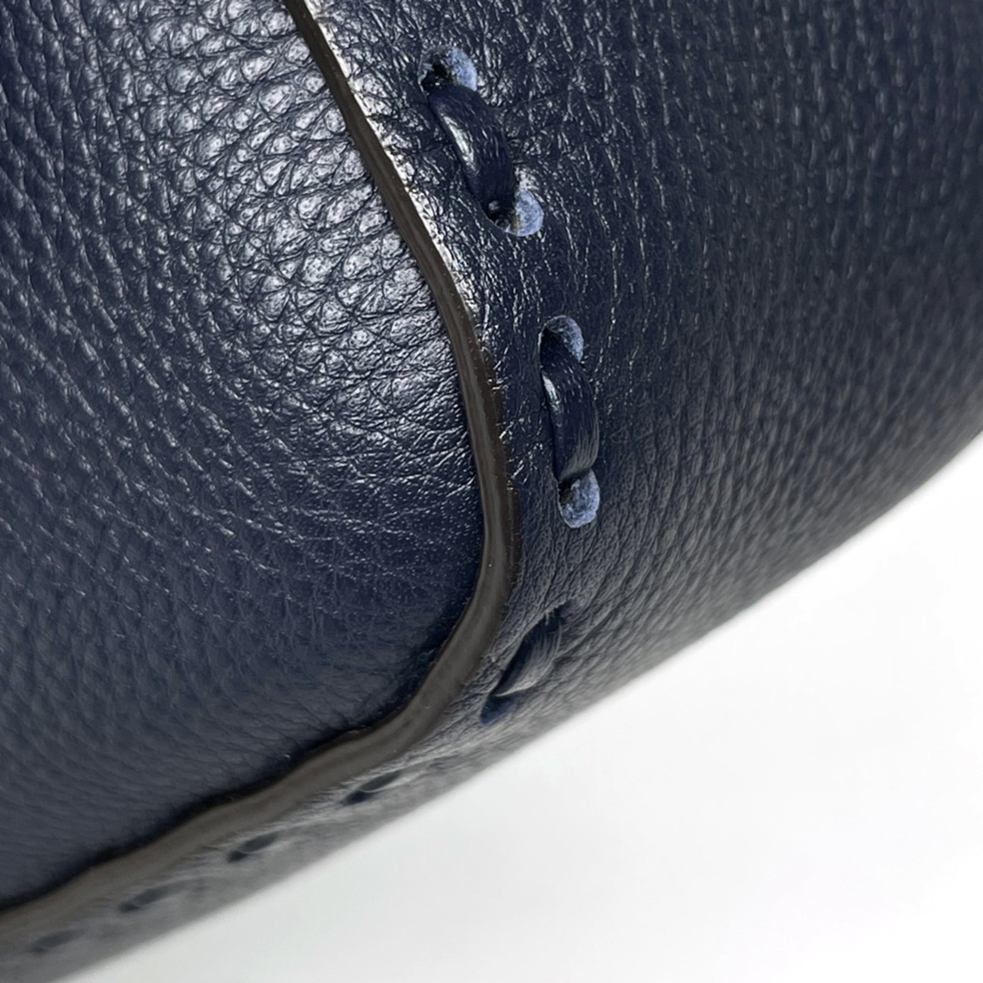 Fendi Selleria Navy Leather Handbag (Pre-Owned)