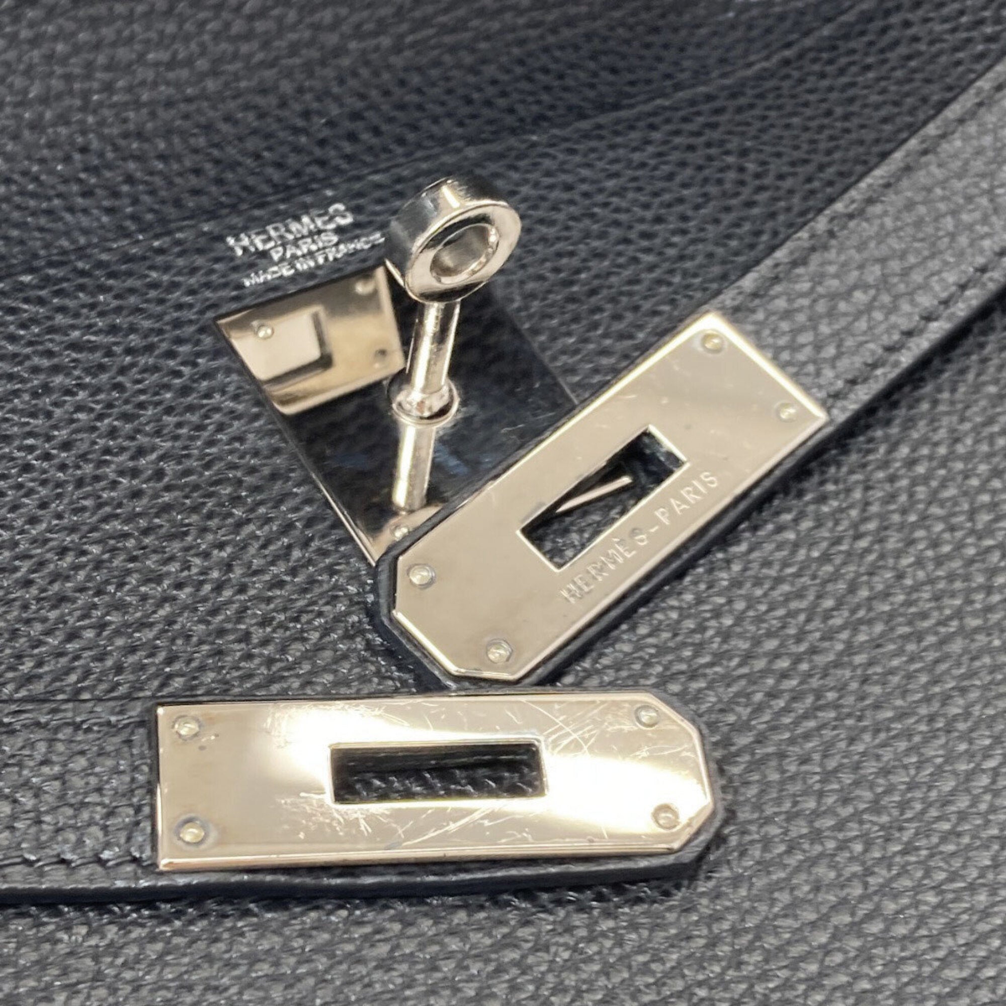 Hermes Kelly Black Handbag (Pre-Owned)