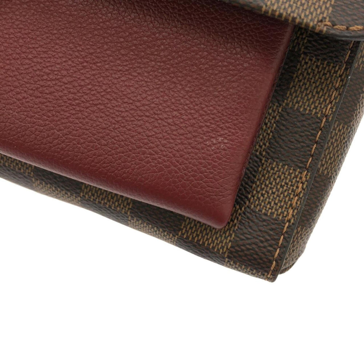 Louis Vuitton Brown Coated Canvas Shoulder Bag (Pre-Owned)