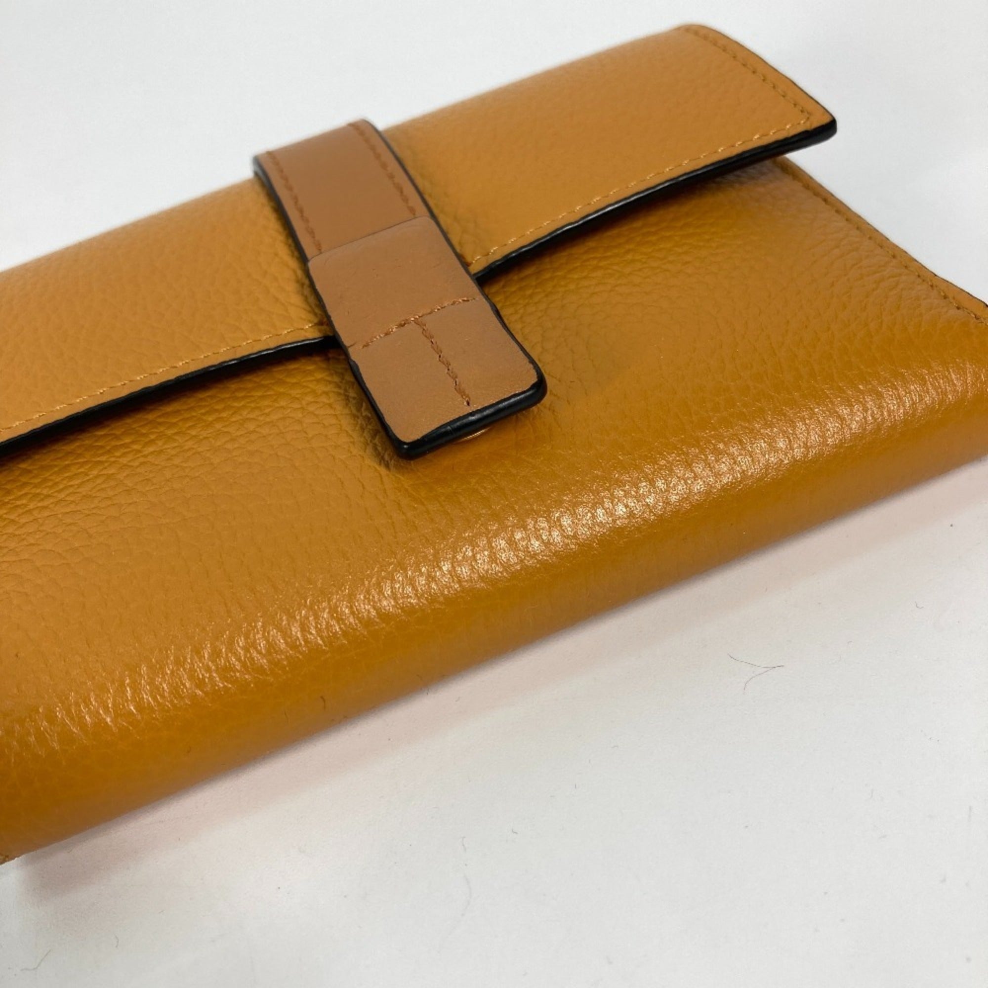 Loewe Brown Leather Wallet (Tri-Fold) (Pre-Owned)