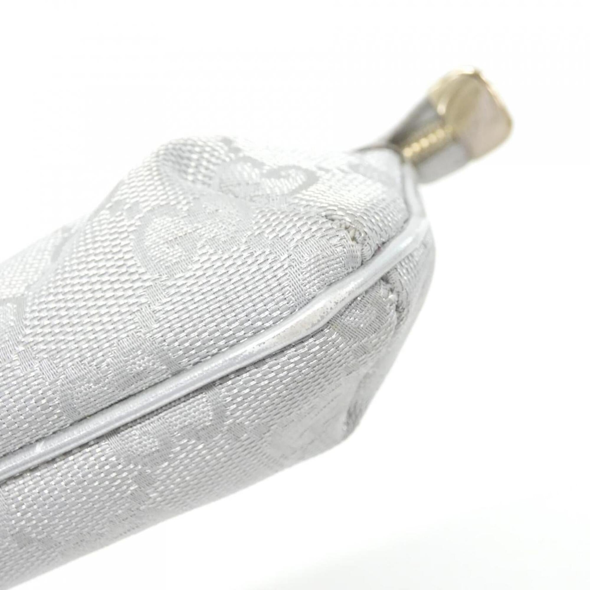 Gucci Gg Canvas Silver Gg Canvas Handbag (Pre-Owned)
