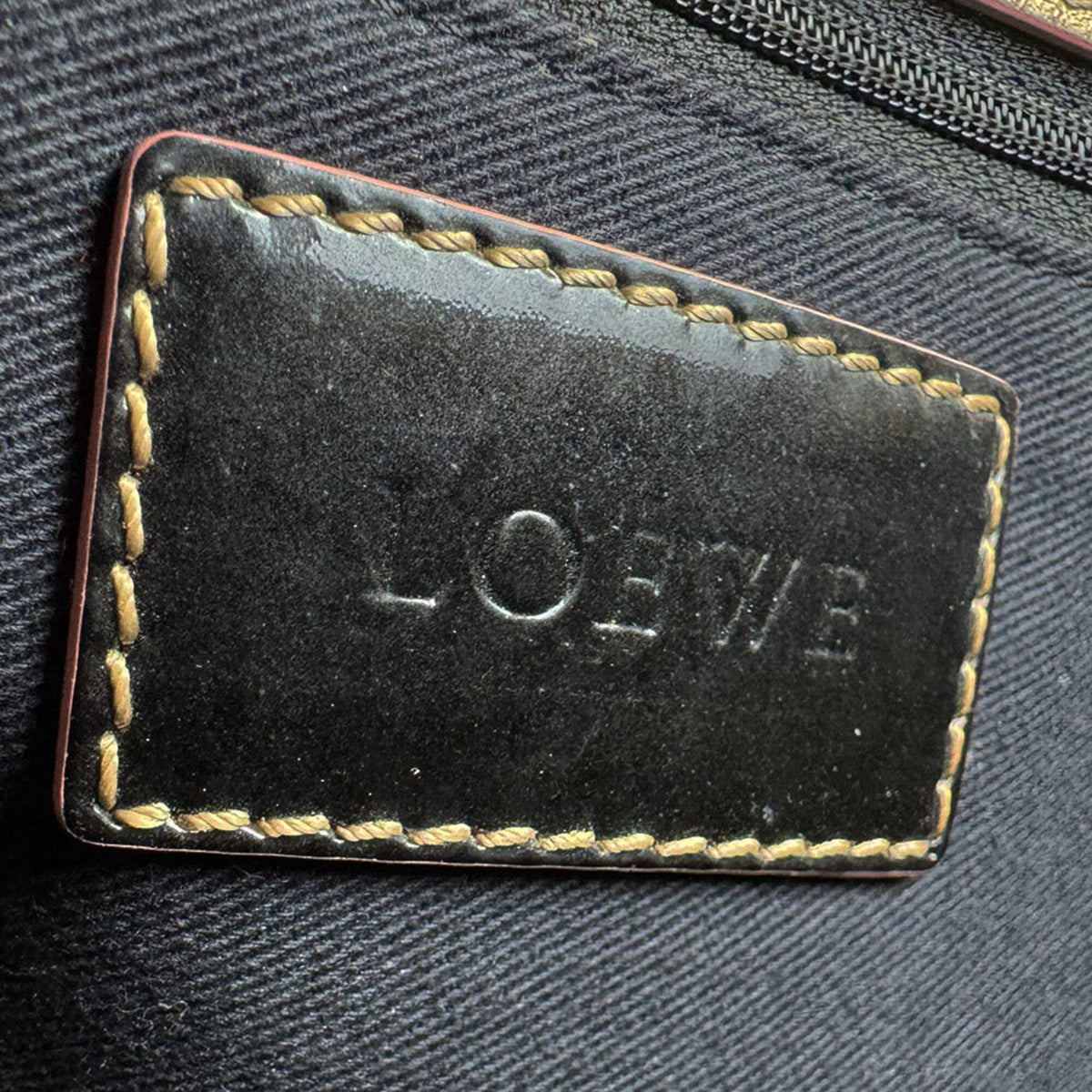 Loewe Black Pink Pvc Leather Shoulder Bag (Pre-Owned)