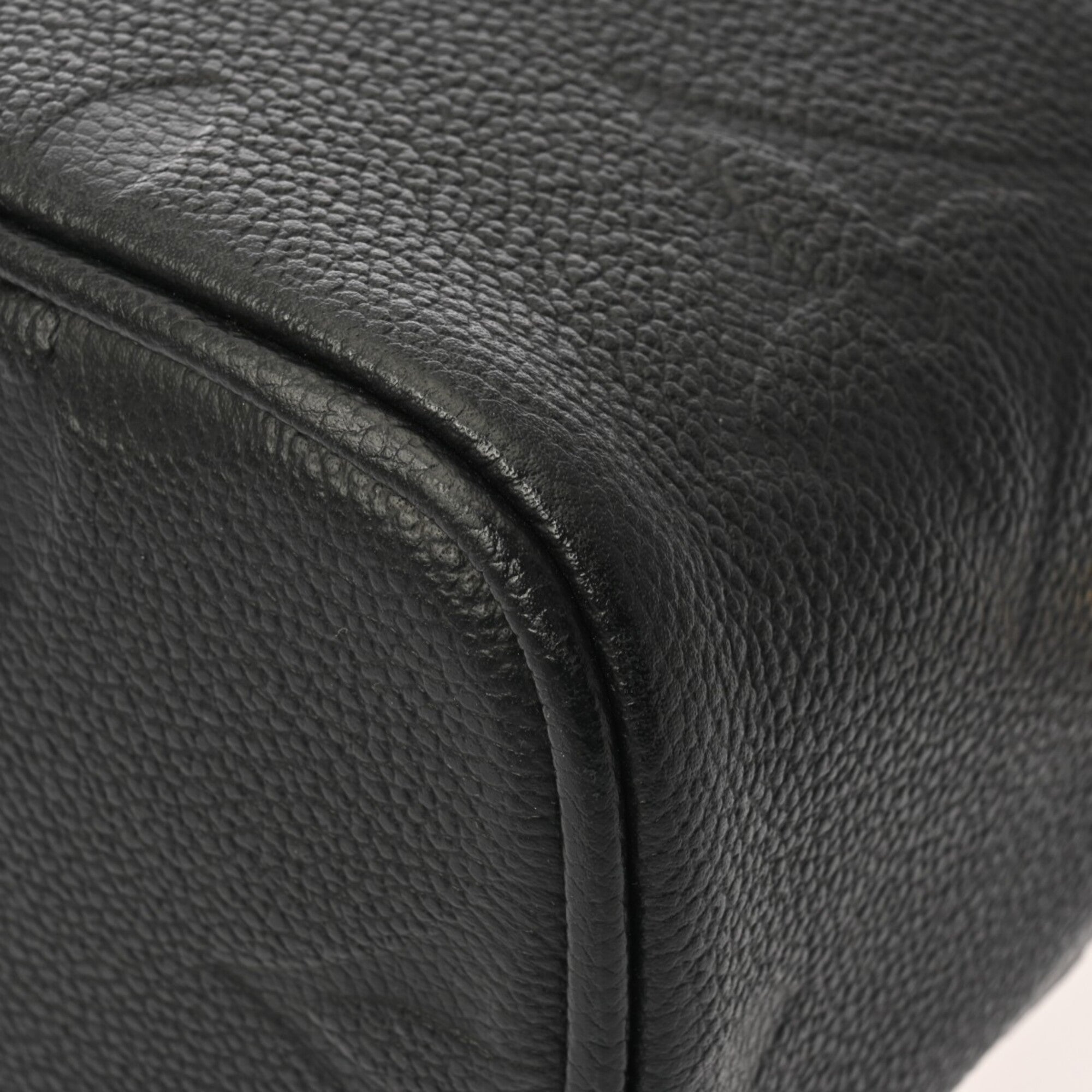 Louis Vuitton Noir Leather Vanity Bag (Pre-Owned)