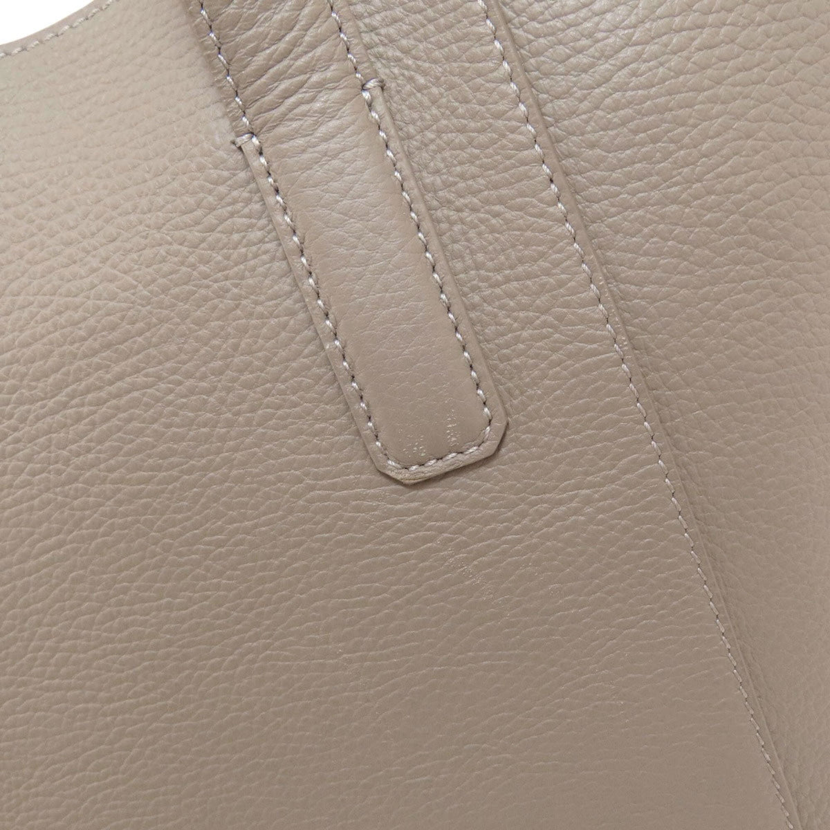 Tod's Gray Leather Tote Bag (Pre-Owned)