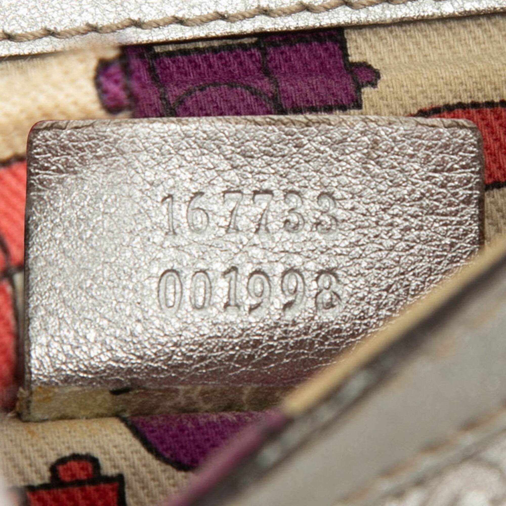 Gucci Silver Leather Handbag (Pre-Owned)