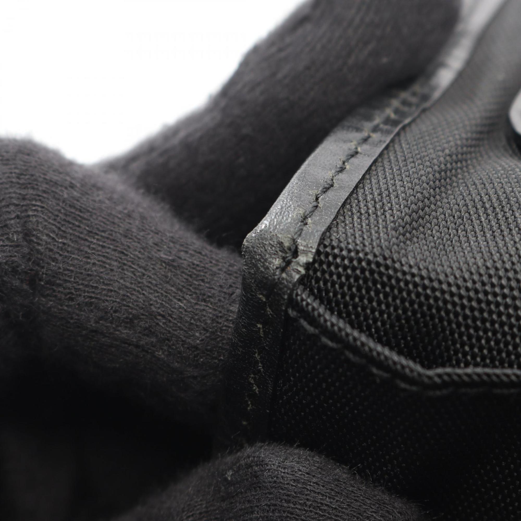 Gucci Black Canvas Leather Shoulder Bag (Pre-Owned)