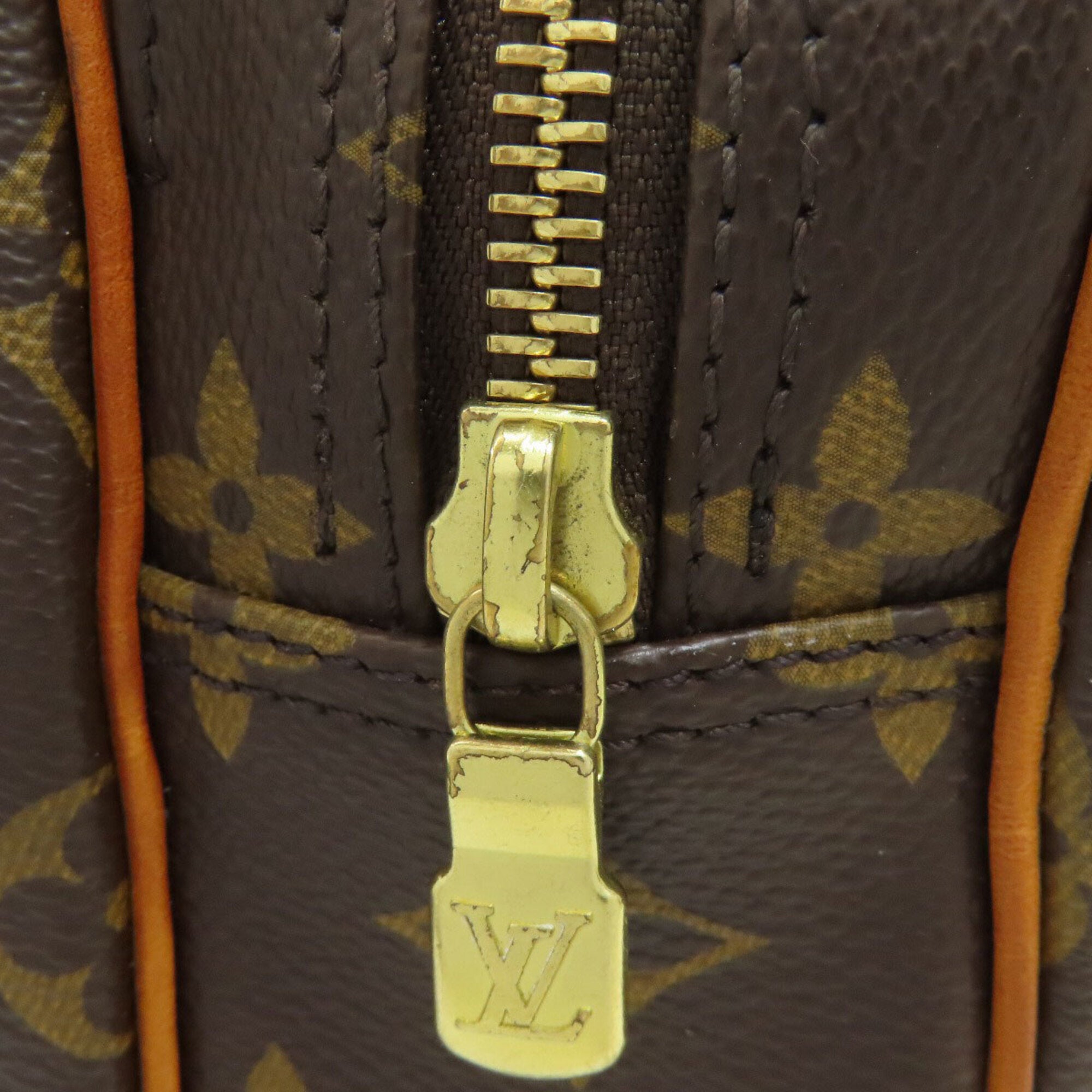 Louis Vuitton Monogram Monogram Shoulder Bag (Pre-Owned)