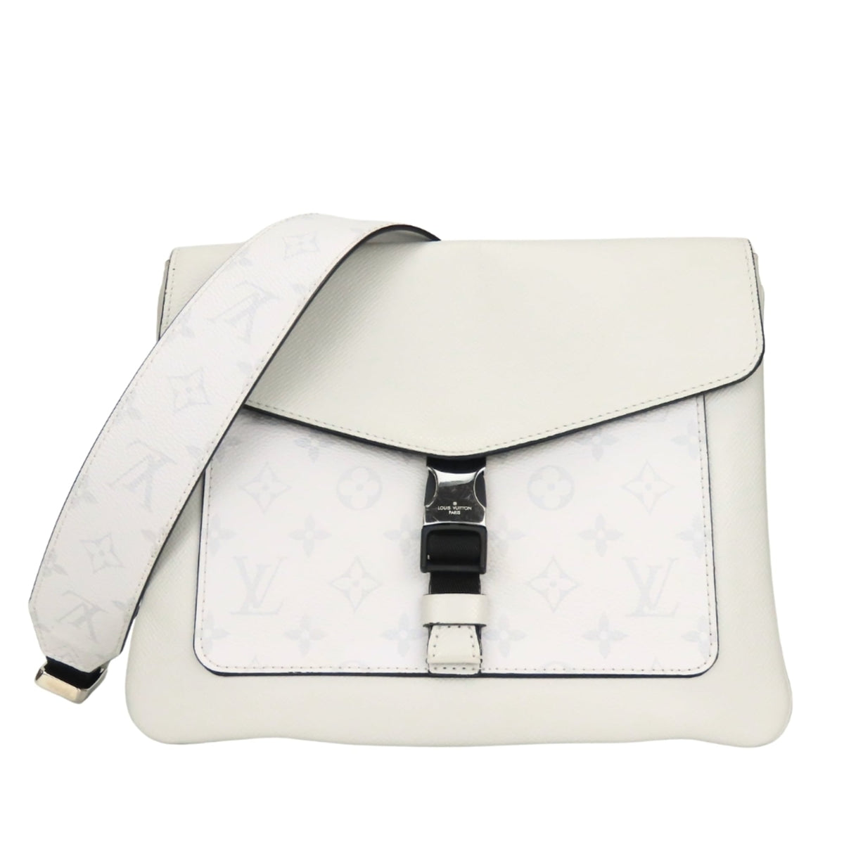 Louis Vuitton Taigarama Gray Monogram Taigarama Shoulder Bag (Pre-Owned)