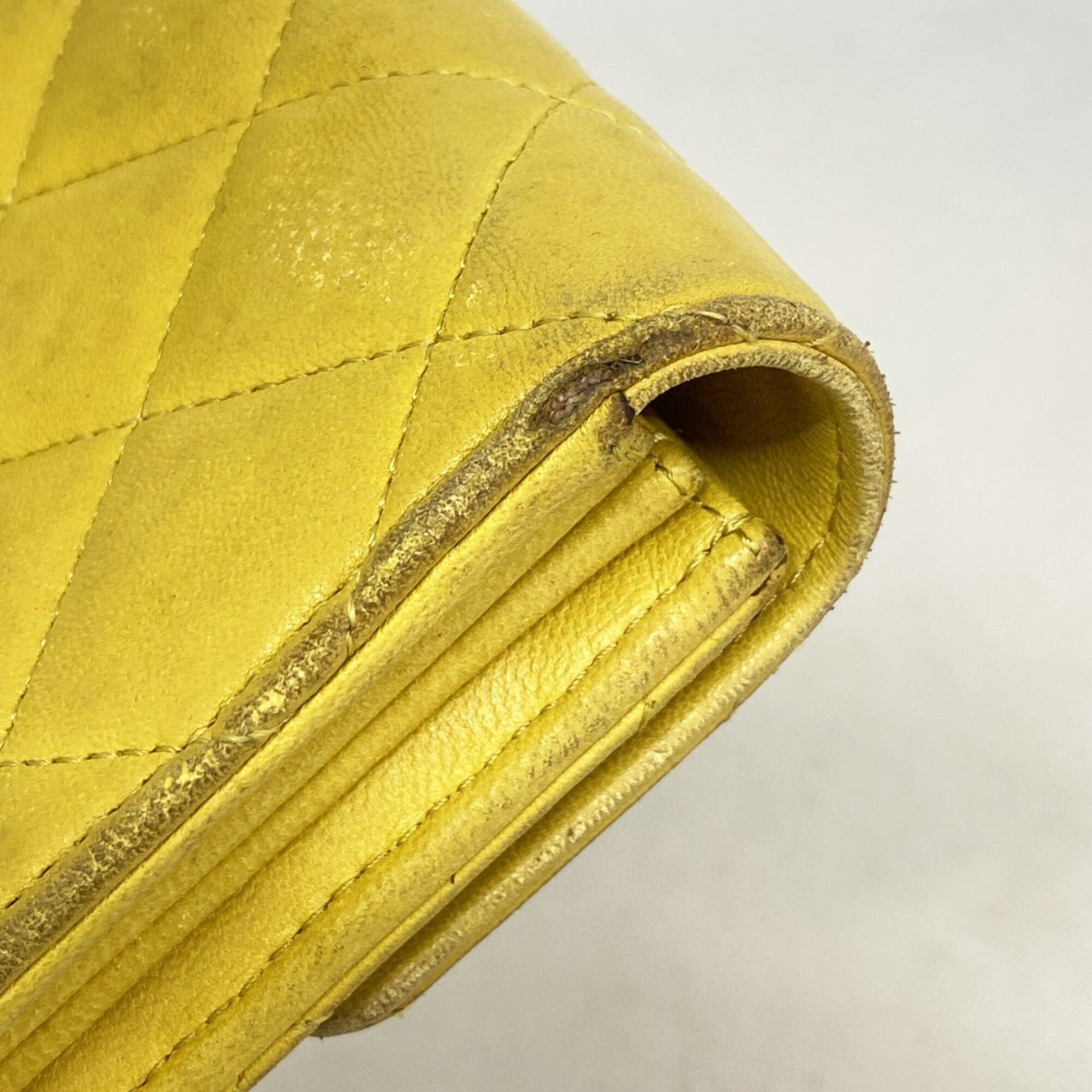 Chanel Yellow Leather Long Wallet (Bi-Fold) (Pre-Owned)