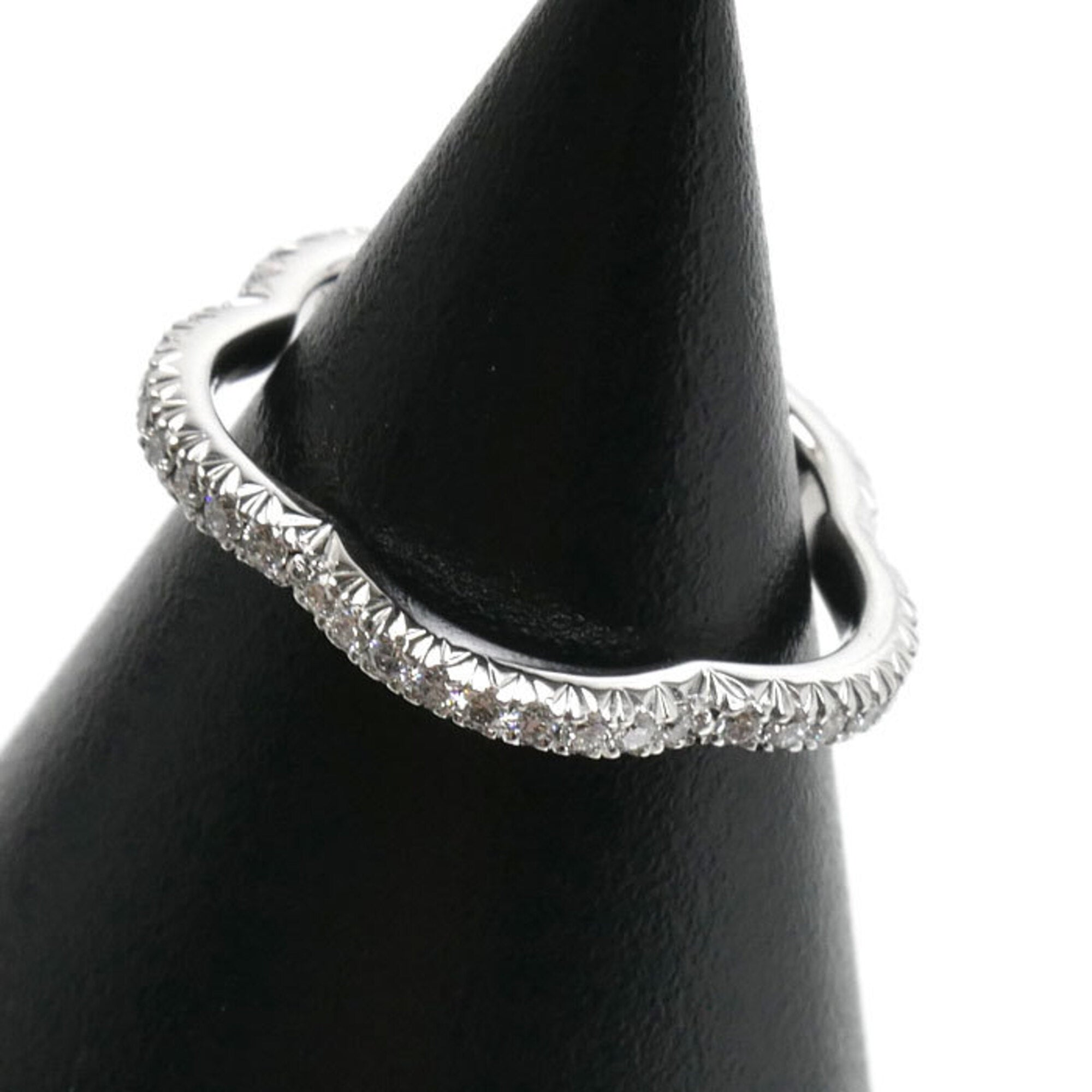 Chanel White Gold (18K) Band Ring (Pre-Owned)