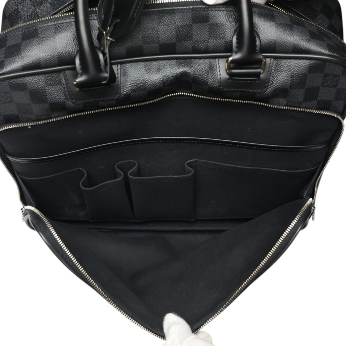 Louis Vuitton Gray Damier Graphite Canvas Shoulder Bag (Pre-Owned)