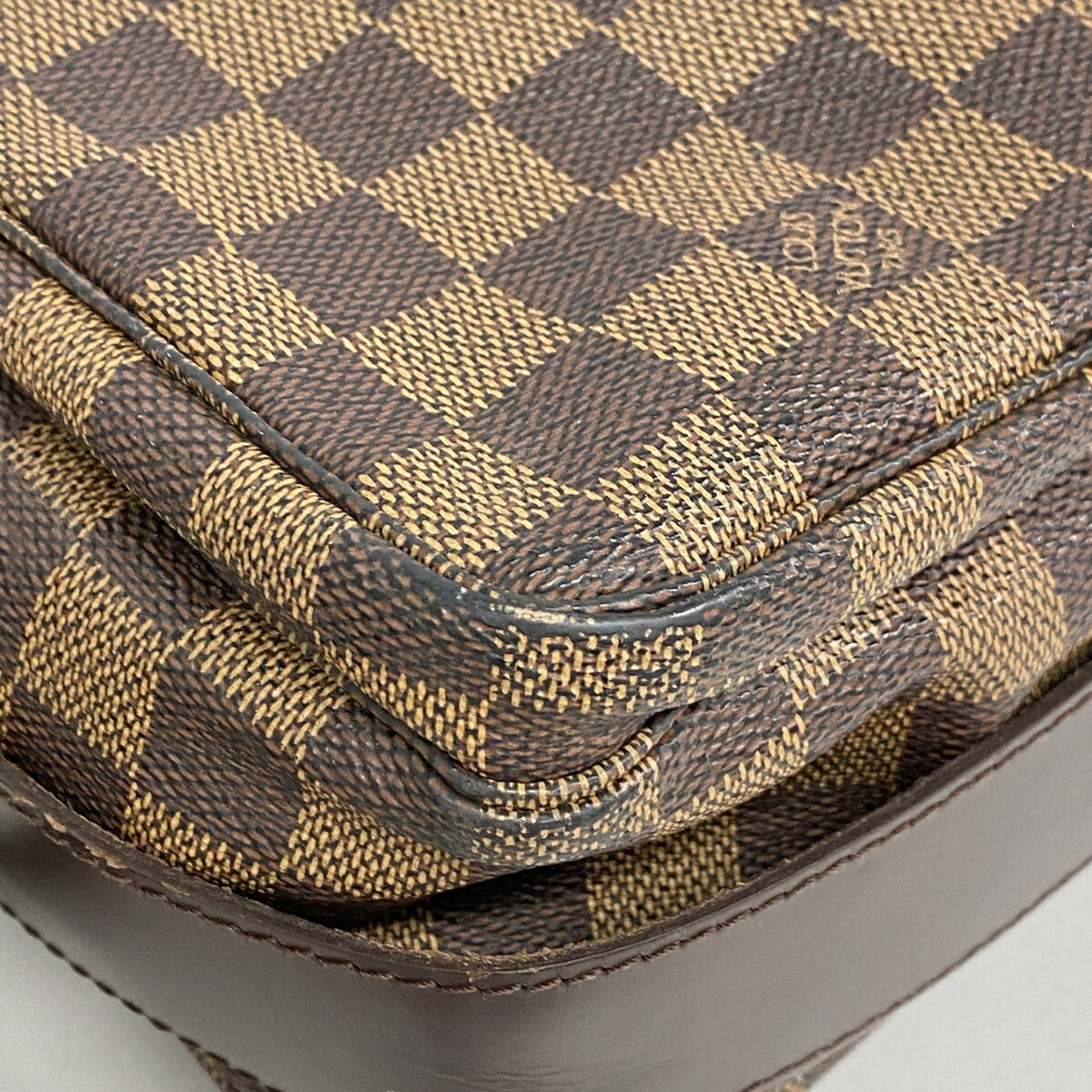 Louis Vuitton Ebene Shoulder Bag (Pre-Owned)