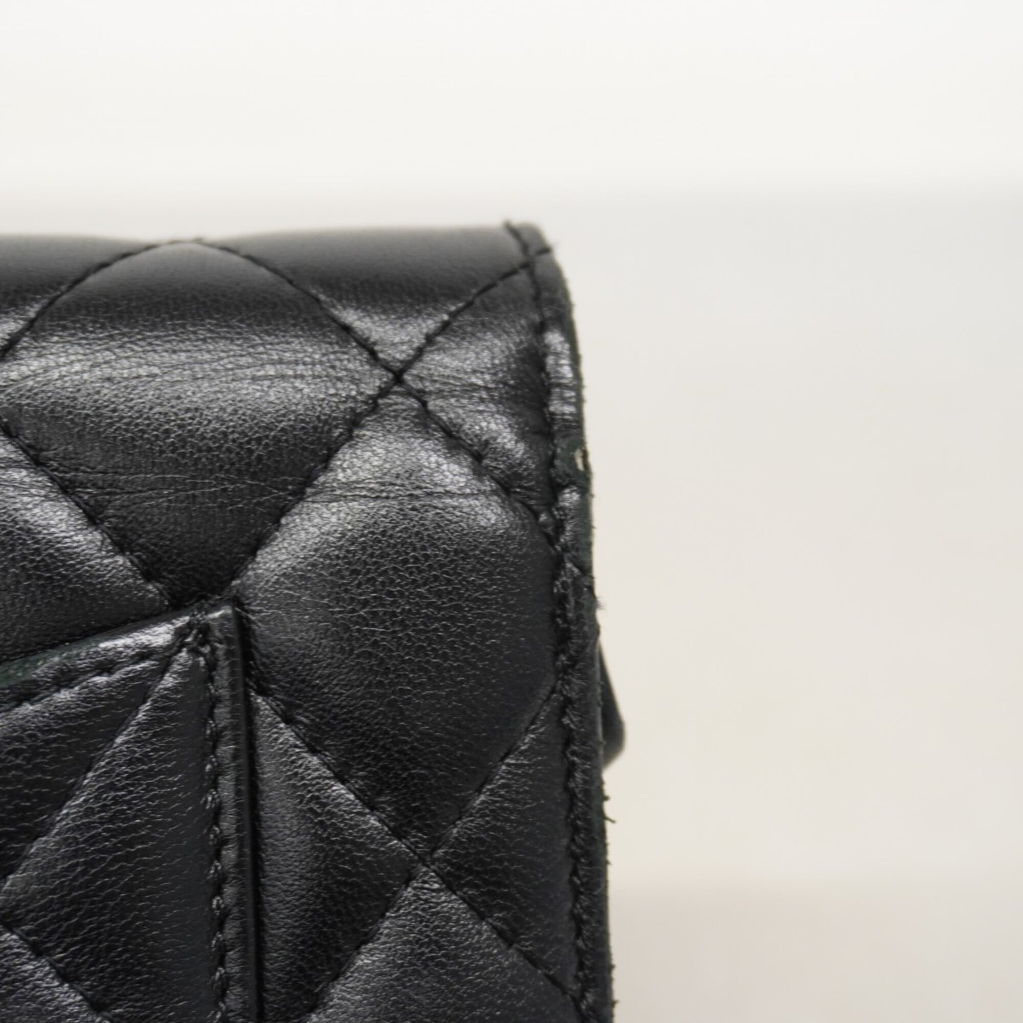 Chanel Black Leather Chain/Shoulder Wallet (Pre-Owned)