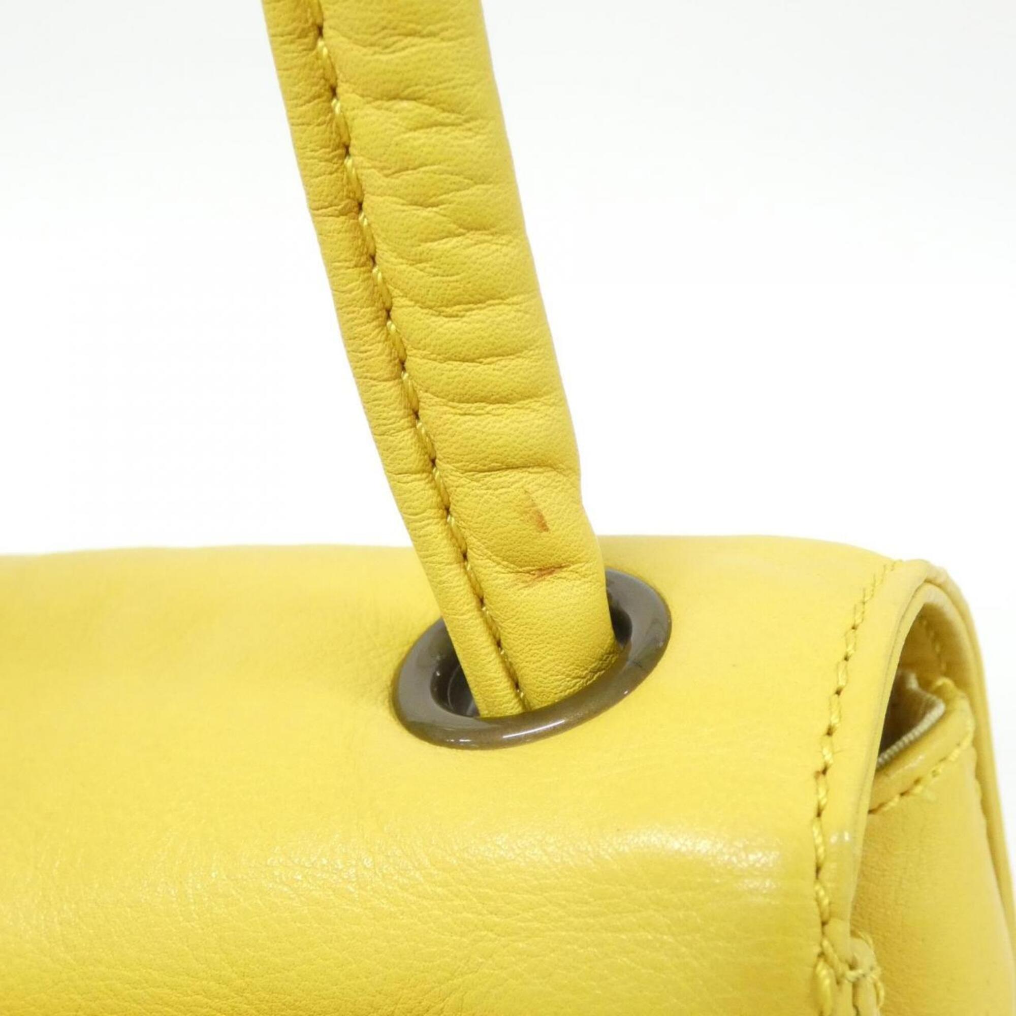 Chanel Yellow Leather Shoulder Bag (Pre-Owned)