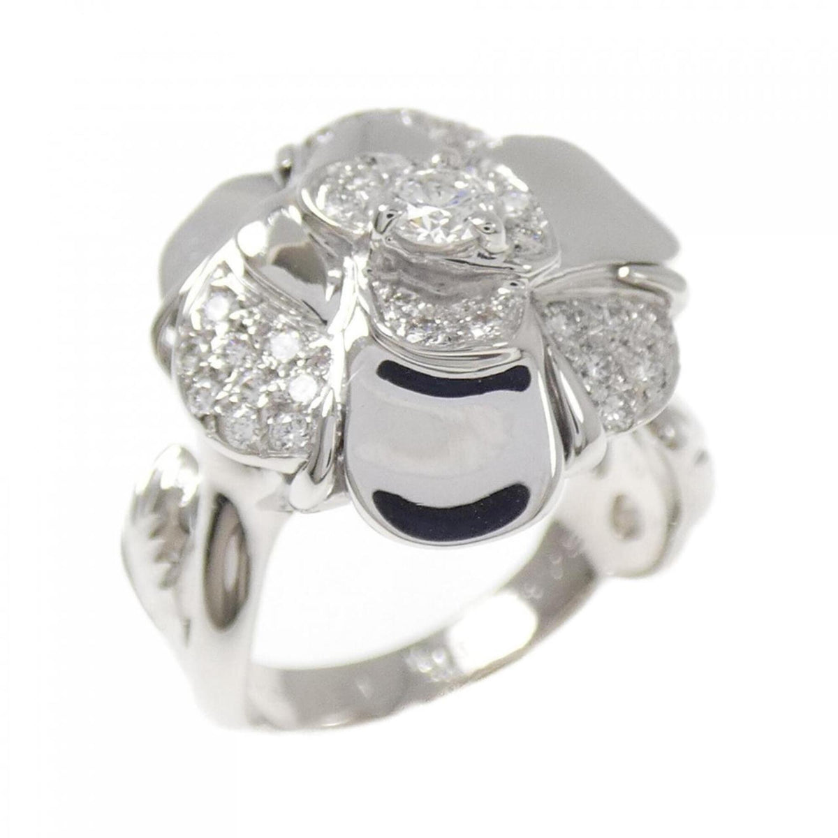 Chanel White Gold White Gold (18K) Band Ring (Pre-Owned)