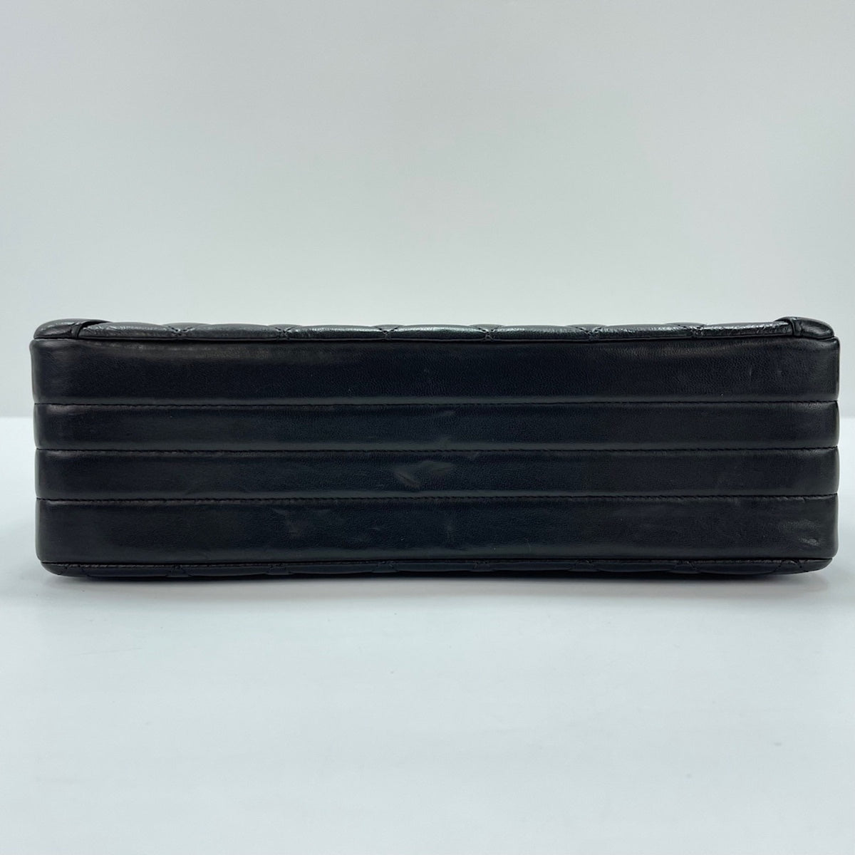 Chanel Black Shoulder Bag (Pre-Owned)