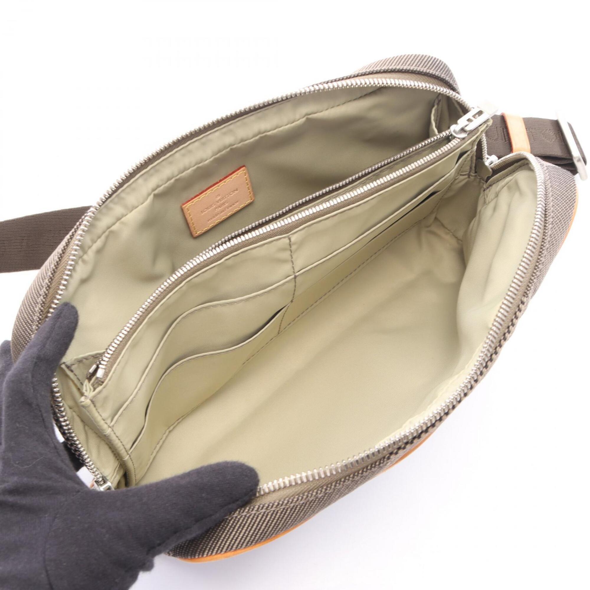 Louis Vuitton Earth Khaki Damier Geant Leather Nylon Canvas Fanny Pack Handbag (Pre-Owned)