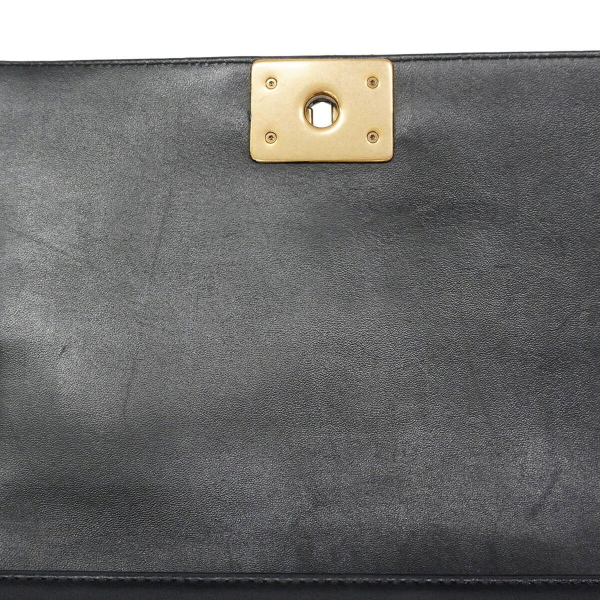 Chanel Black Leather Shoulder Bag (Pre-Owned)