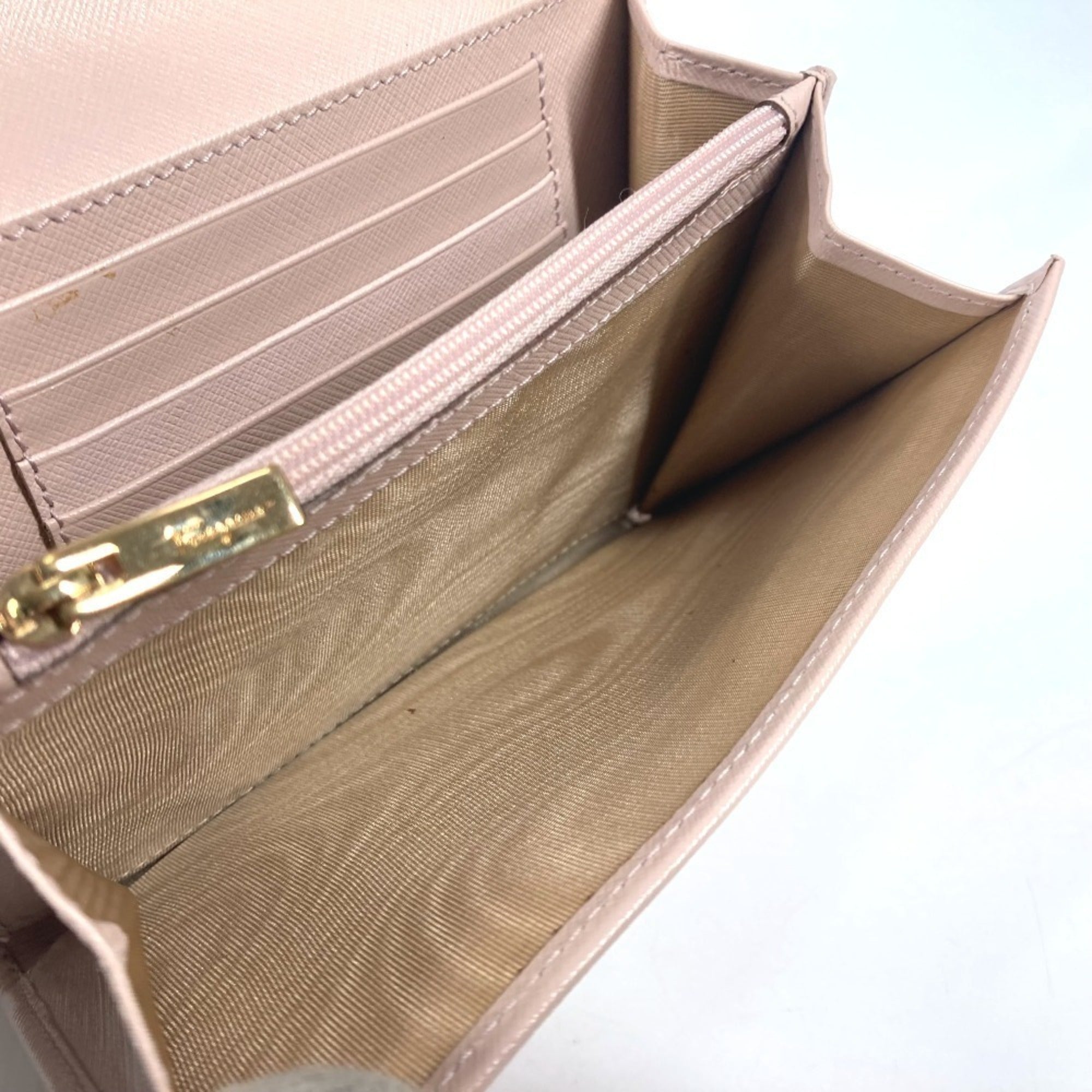 Salvatore Ferragamo Pink Leather Clutch Bag Pouch (Pre-Owned)