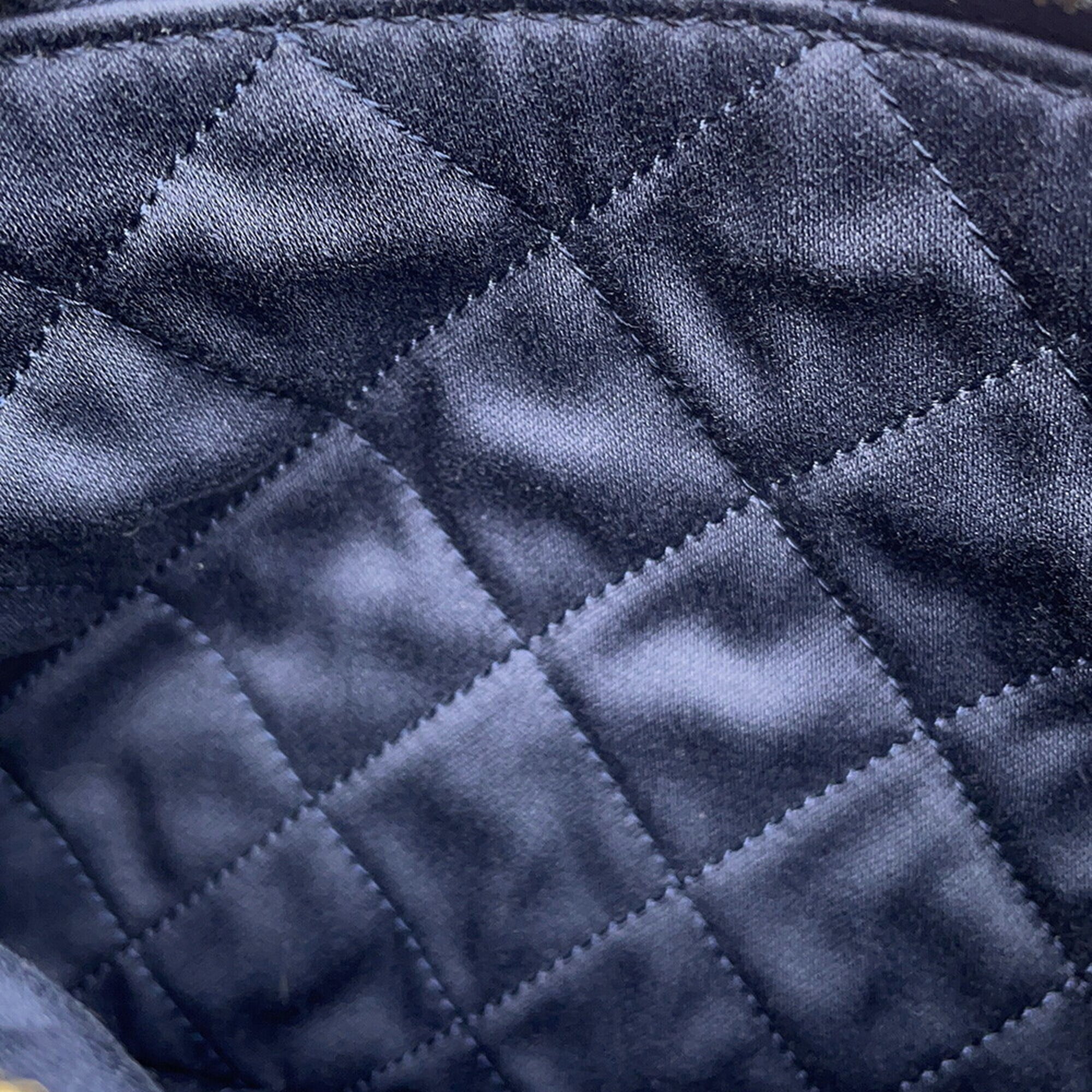 Chanel Matelasse Navy Leather Handbag Pouch (Pre-Owned)