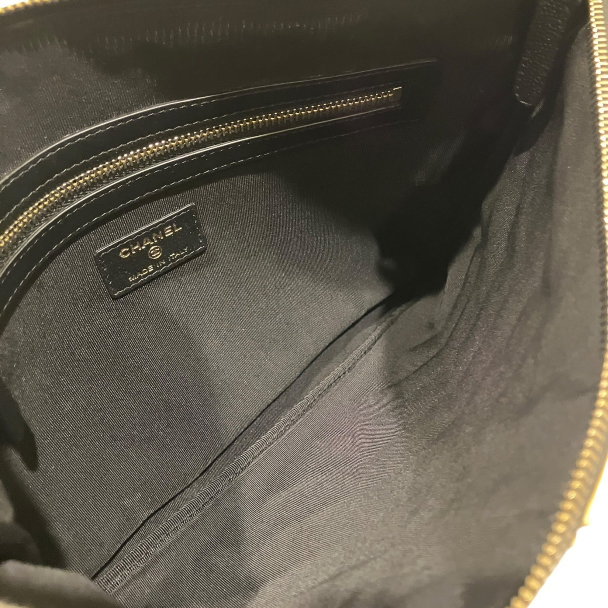 Chanel Boy Chanel Black Grained Calfskin Clutch Bag (Pre-Owned)