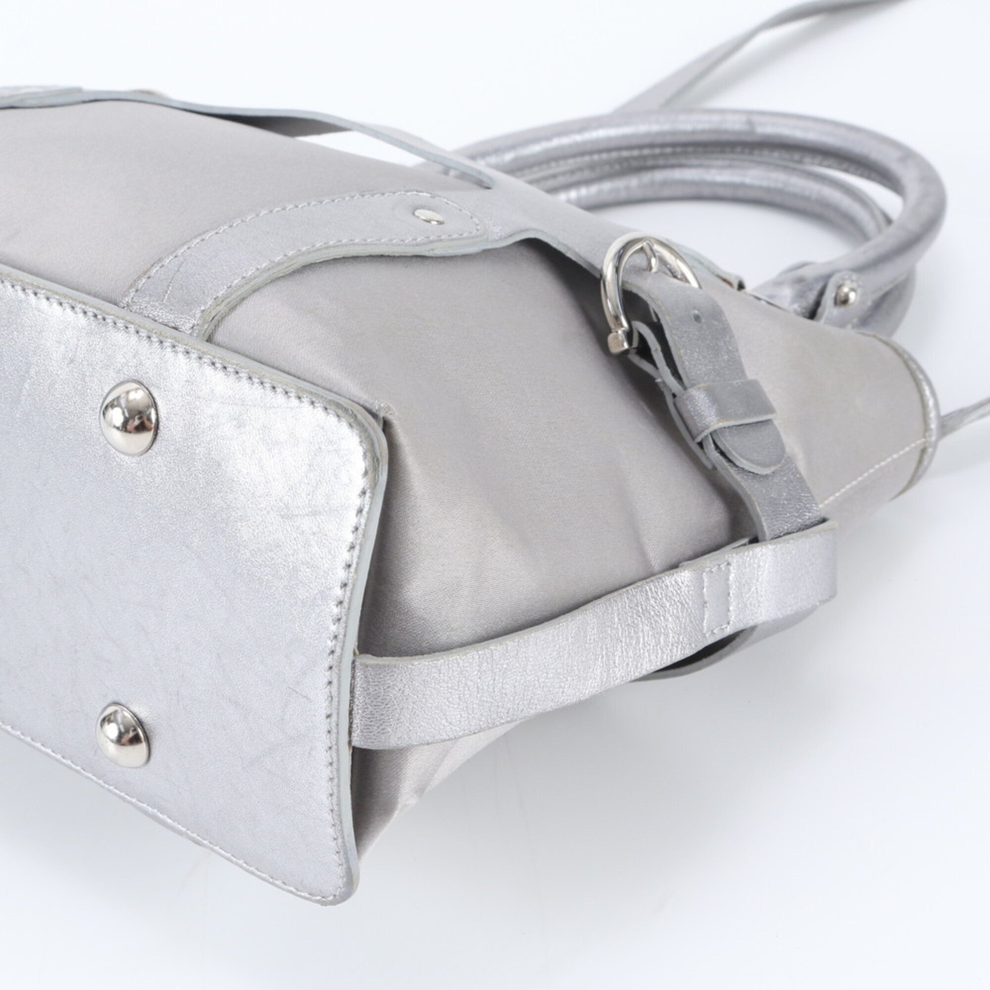 Salvatore Ferragamo Silver Leather Handbag Shoulder Bag Tote Bag (Pre-Owned)