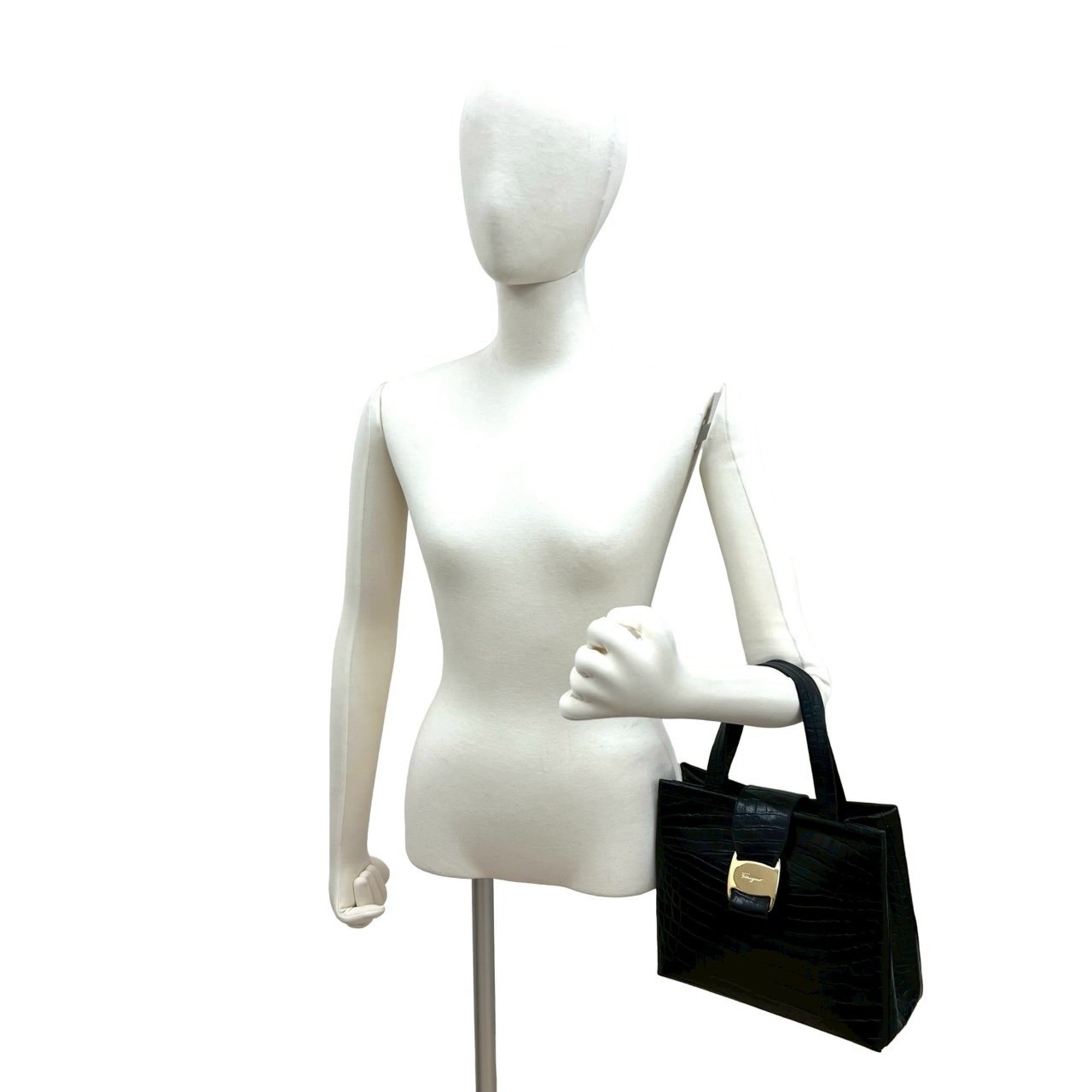 Salvatore Ferragamo Black Leather Handbag Tote Bag (Pre-Owned)