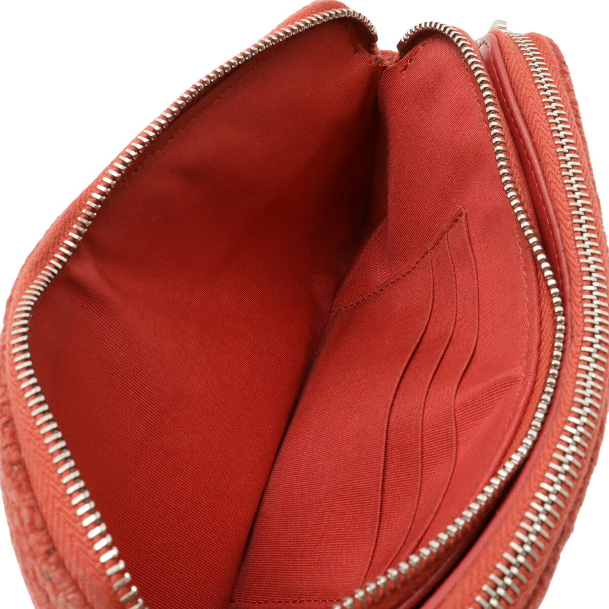 Chanel Pink Red Leather Pochette Shoulder Bag (Pre-Owned)