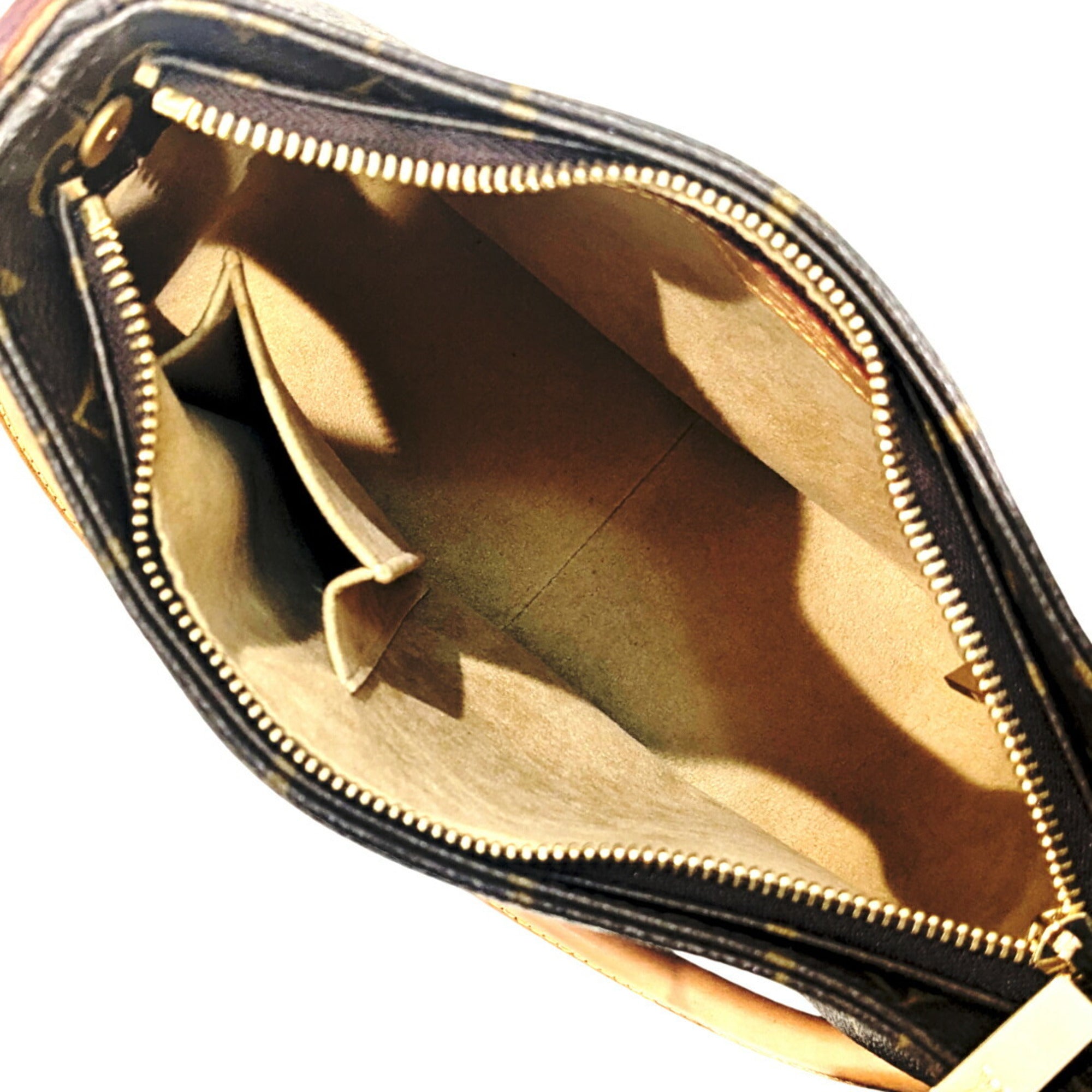 Louis Vuitton Brown Monogram Shoulder Bag (Pre-Owned)