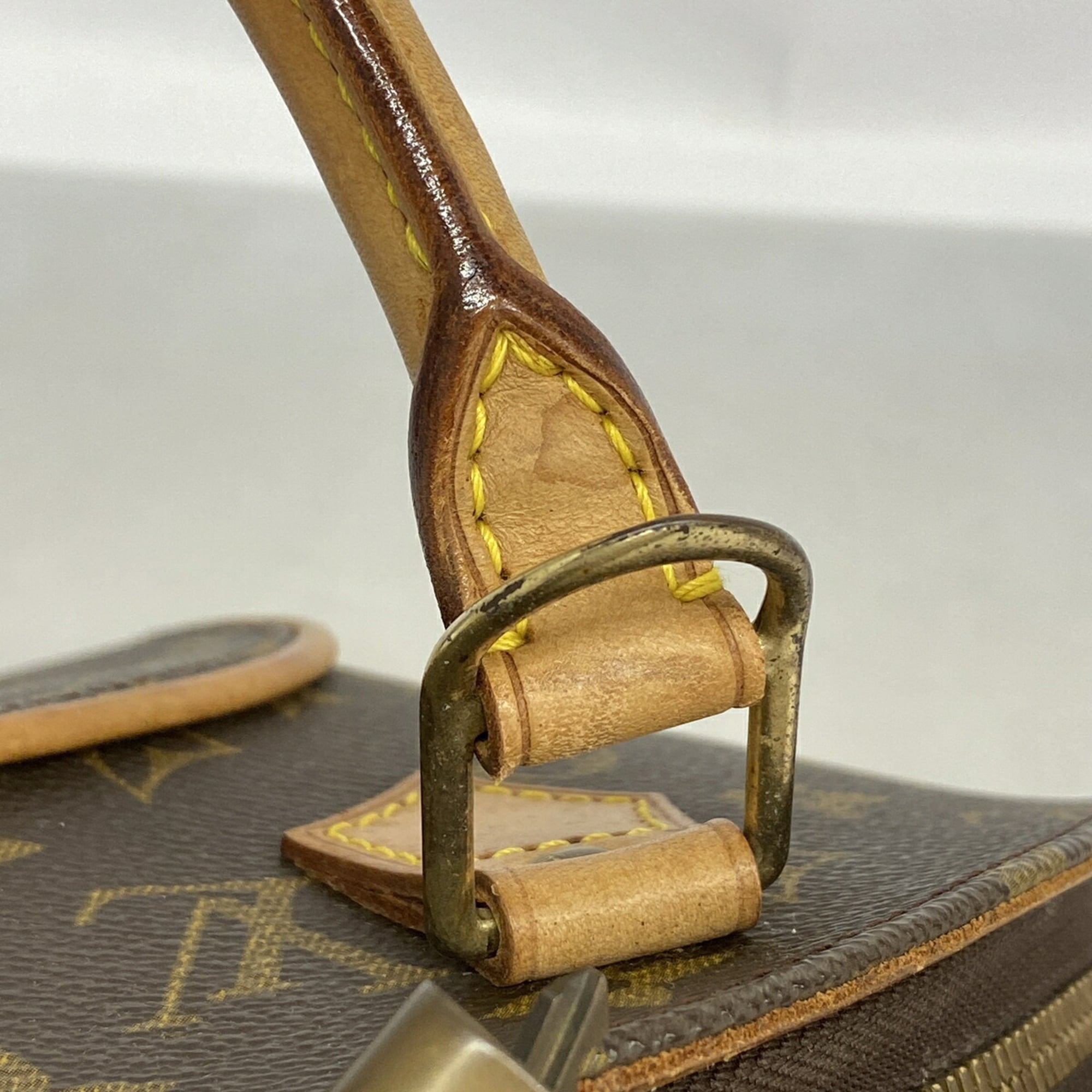 Louis Vuitton Brown Handbag (Pre-Owned)