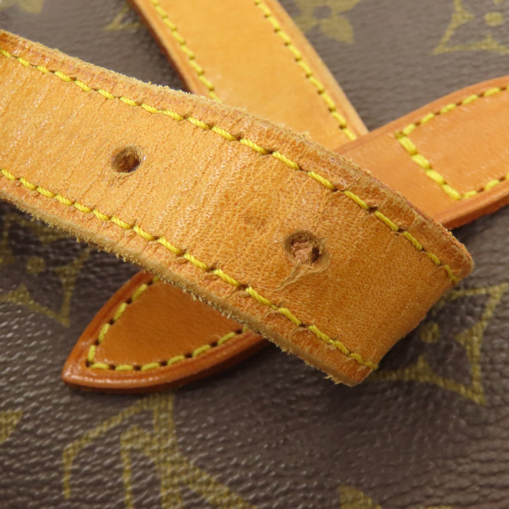 Louis Vuitton Monogram Monogram Shoulder Bag (Pre-Owned)