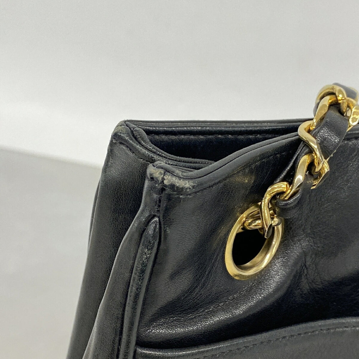 Chanel Black Leather Tote Bag (Pre-Owned)