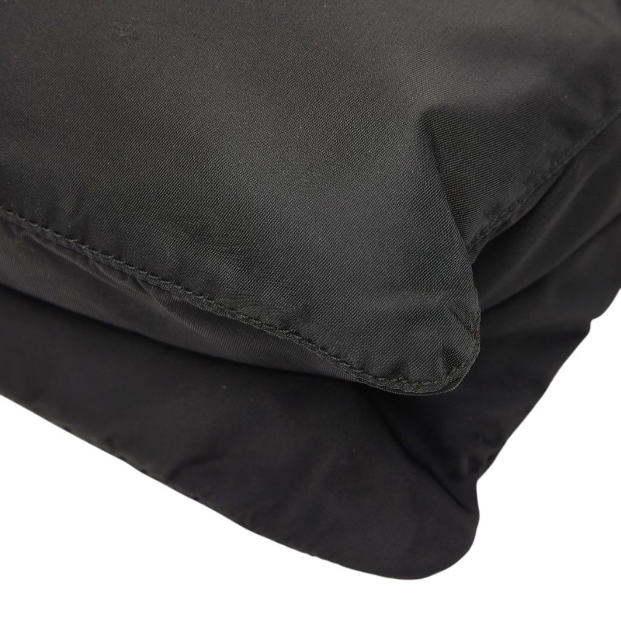 Prada Black Nylon Shoulder Bag (Pre-Owned)