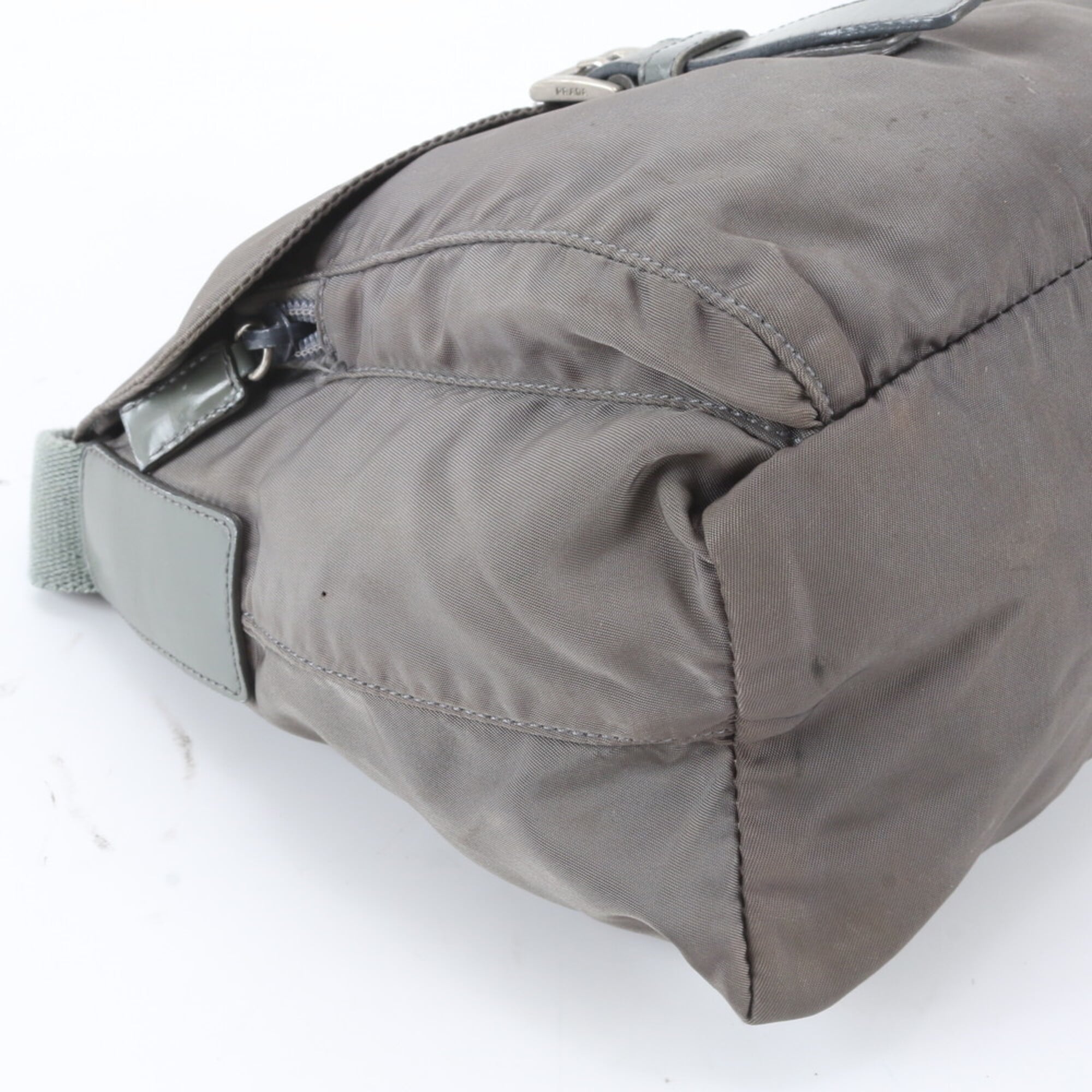 Prada Gray Nylon Leather Shoulder Bag (Pre-Owned)
