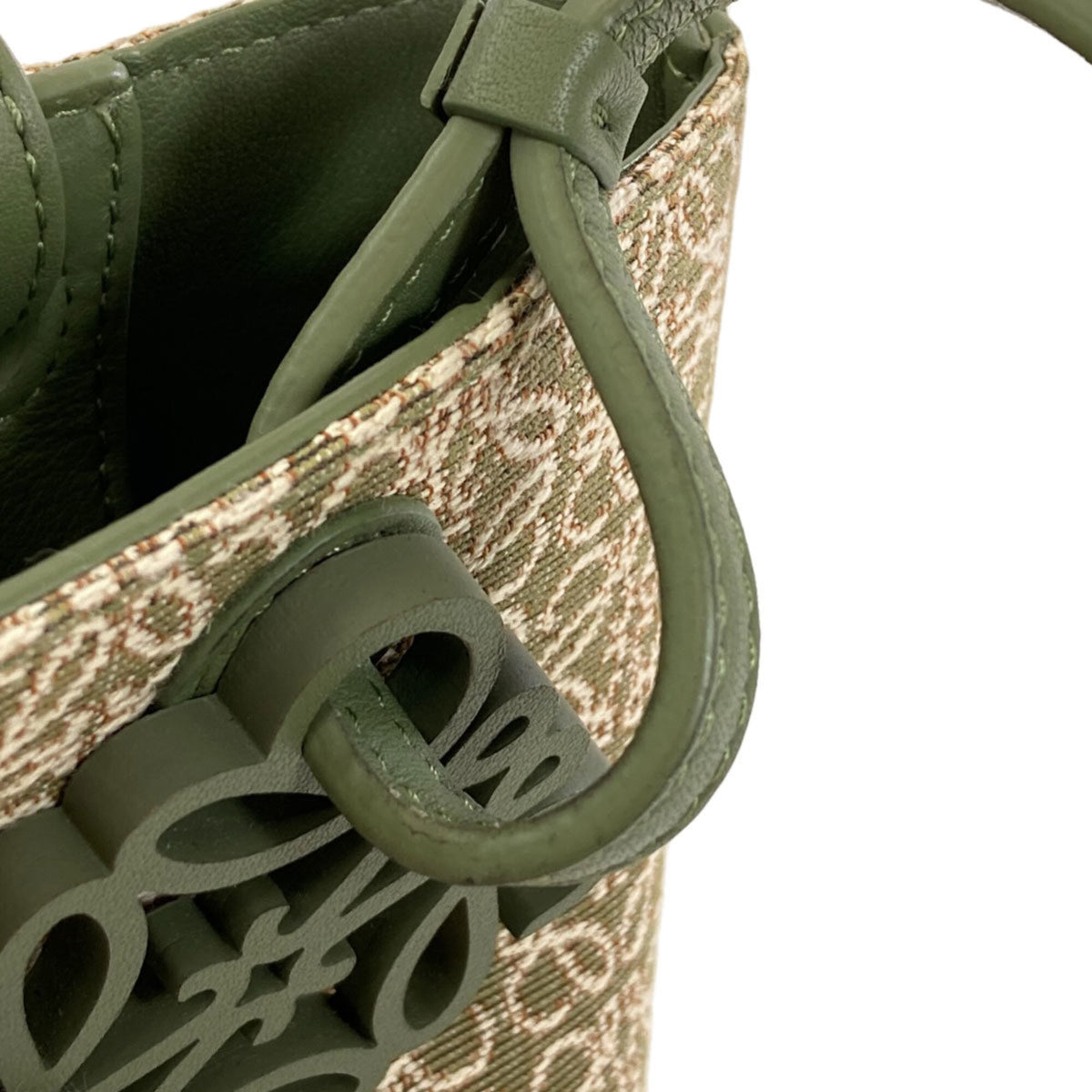 Loewe Green Canvas Tote Bag (Pre-Owned)