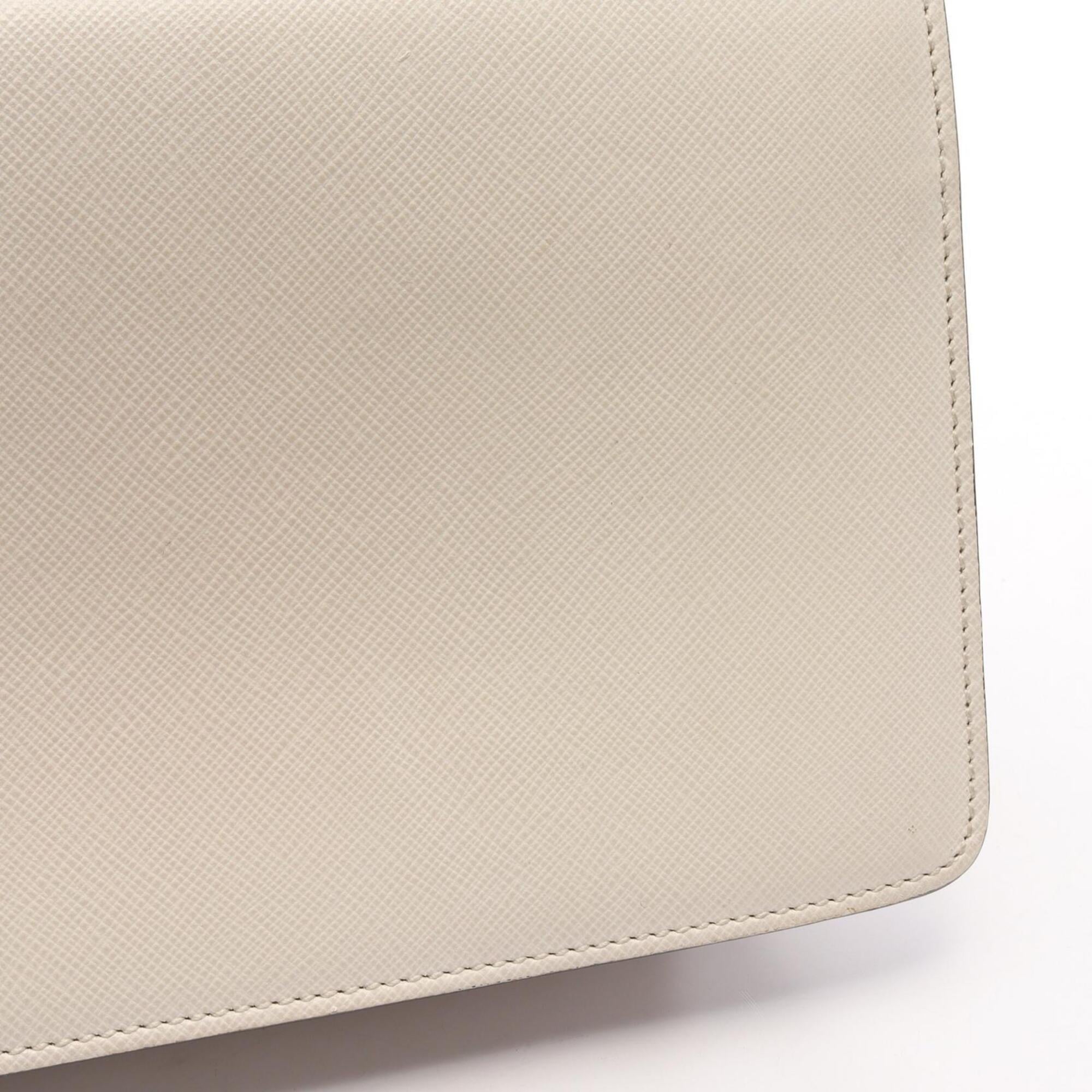 Prada White Saffiano Handbag Shoulder Bag (Pre-Owned)