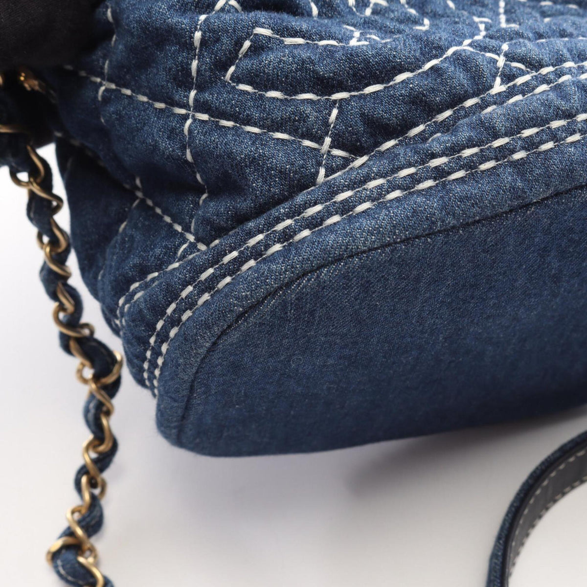 Chanel Denim Navy Denim Handbag Shoulder Bag Vanity Bag (Pre-Owned)